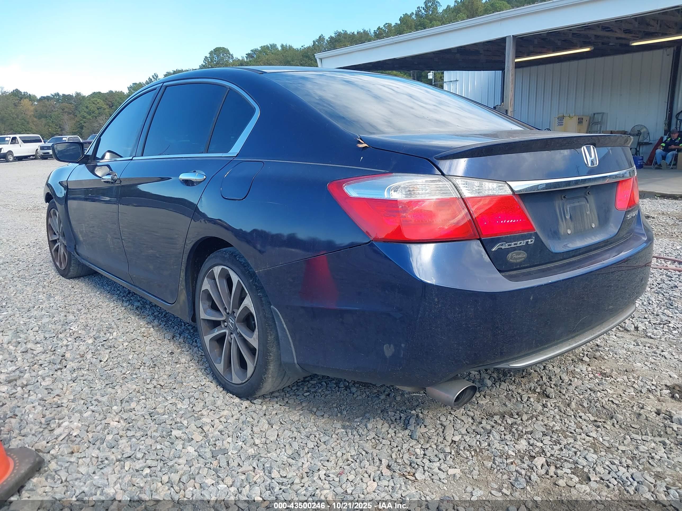 HONDA ACCORD image 3