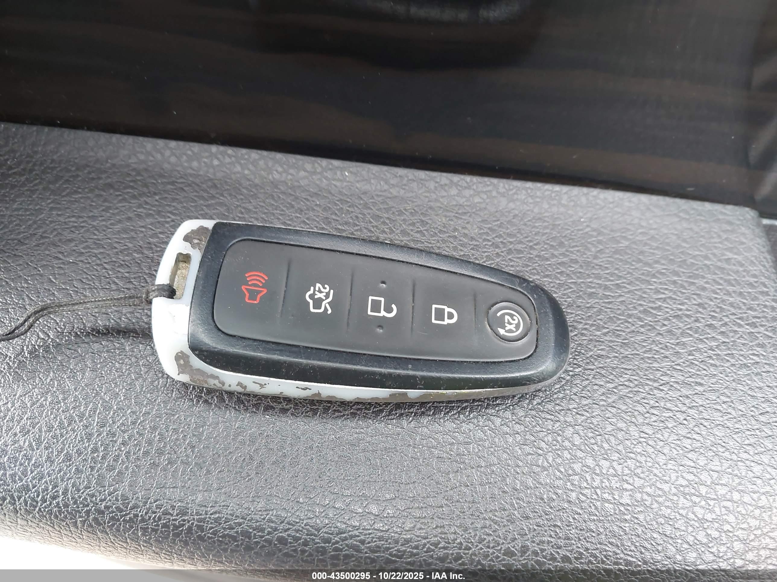FORD FLEX image 11