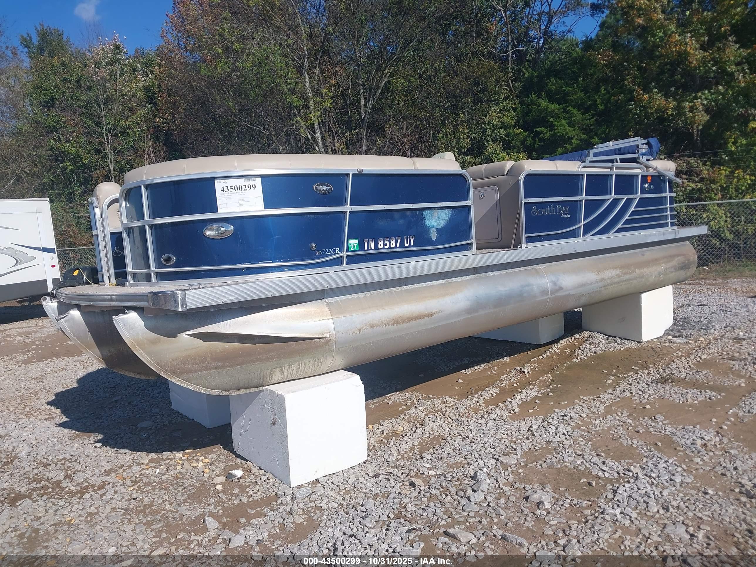SOUTHBAY PONTOON image 2