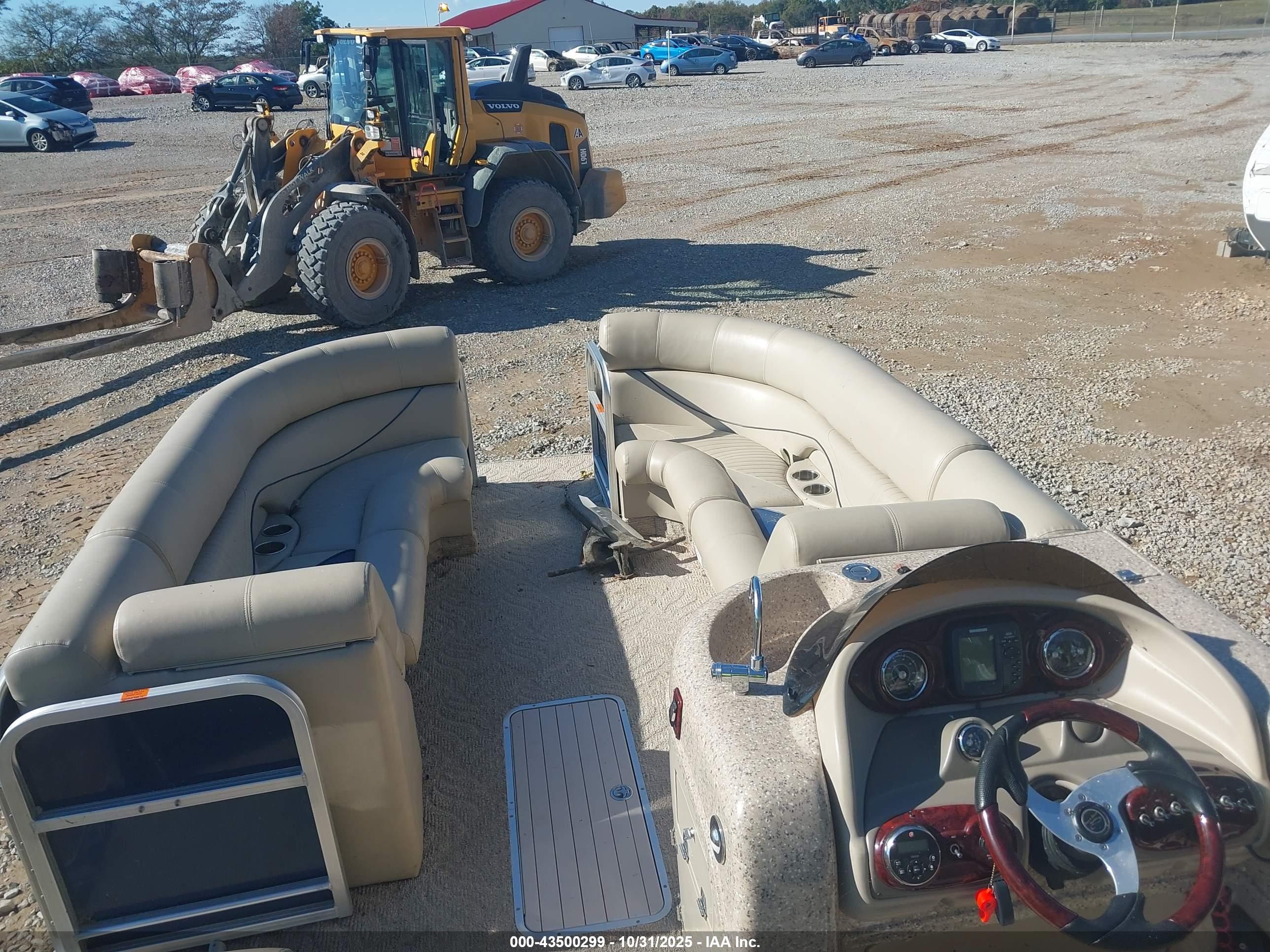 SOUTHBAY PONTOON image 5