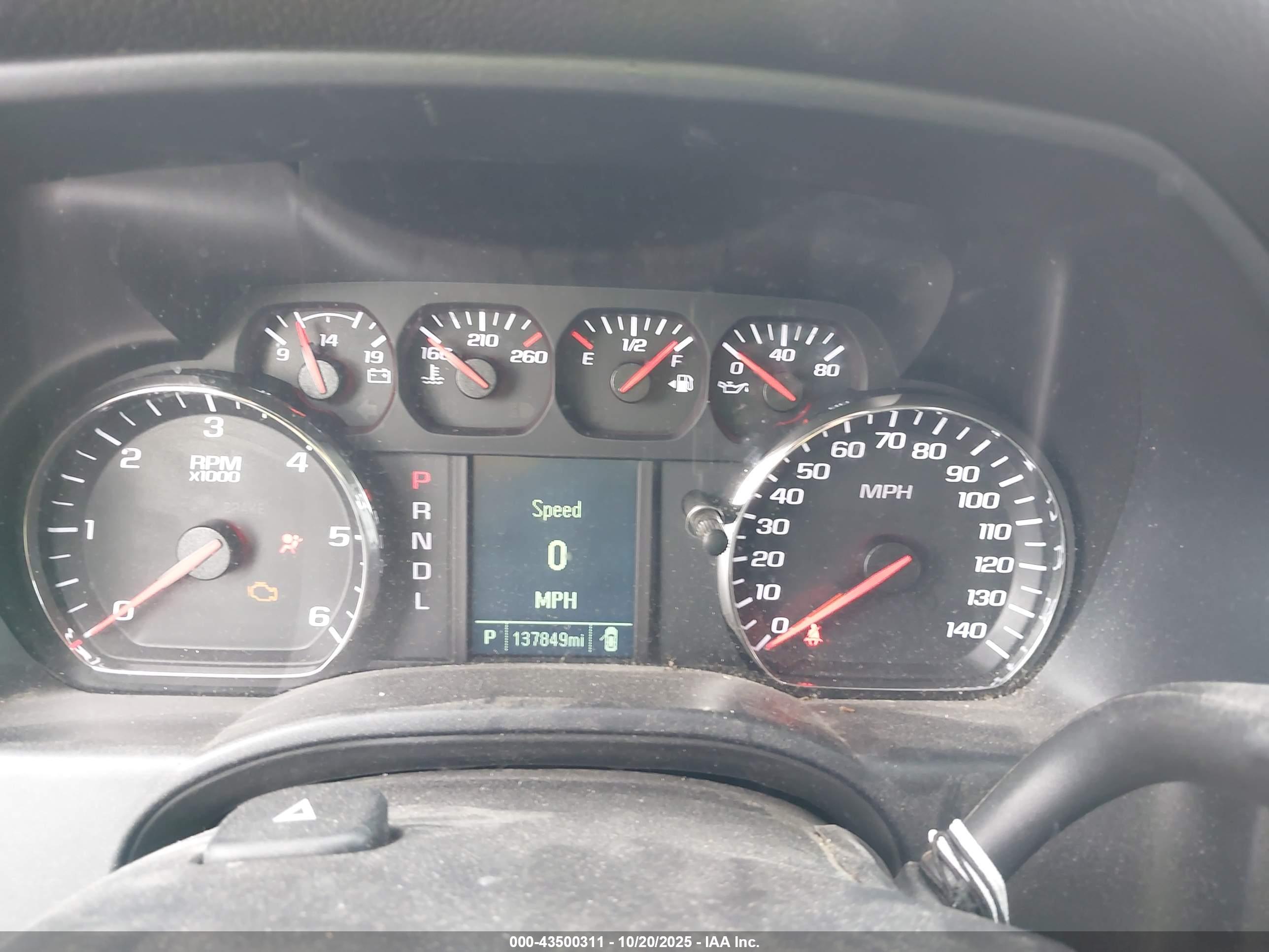 CHEVROLET SILVERADO image 7