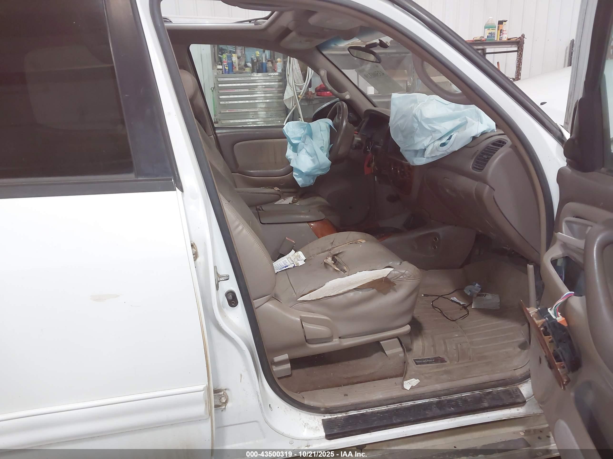 TOYOTA TUNDRA image 5