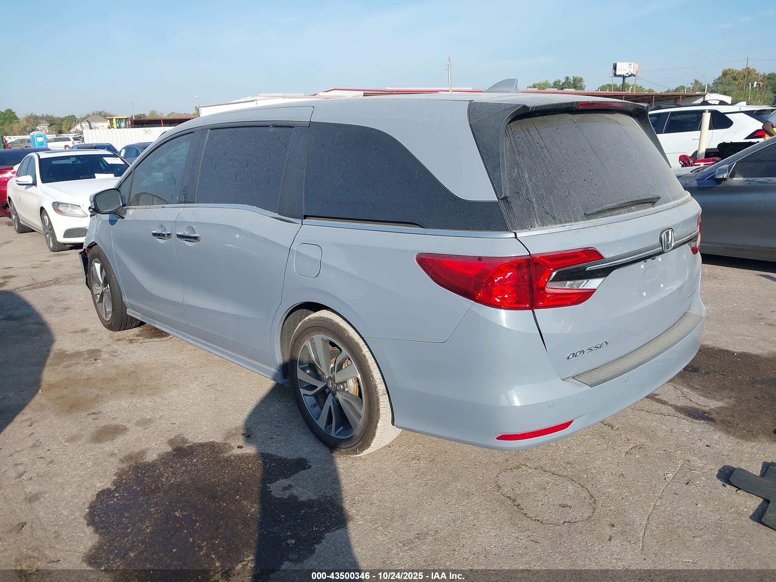 HONDA ODYSSEY image 3