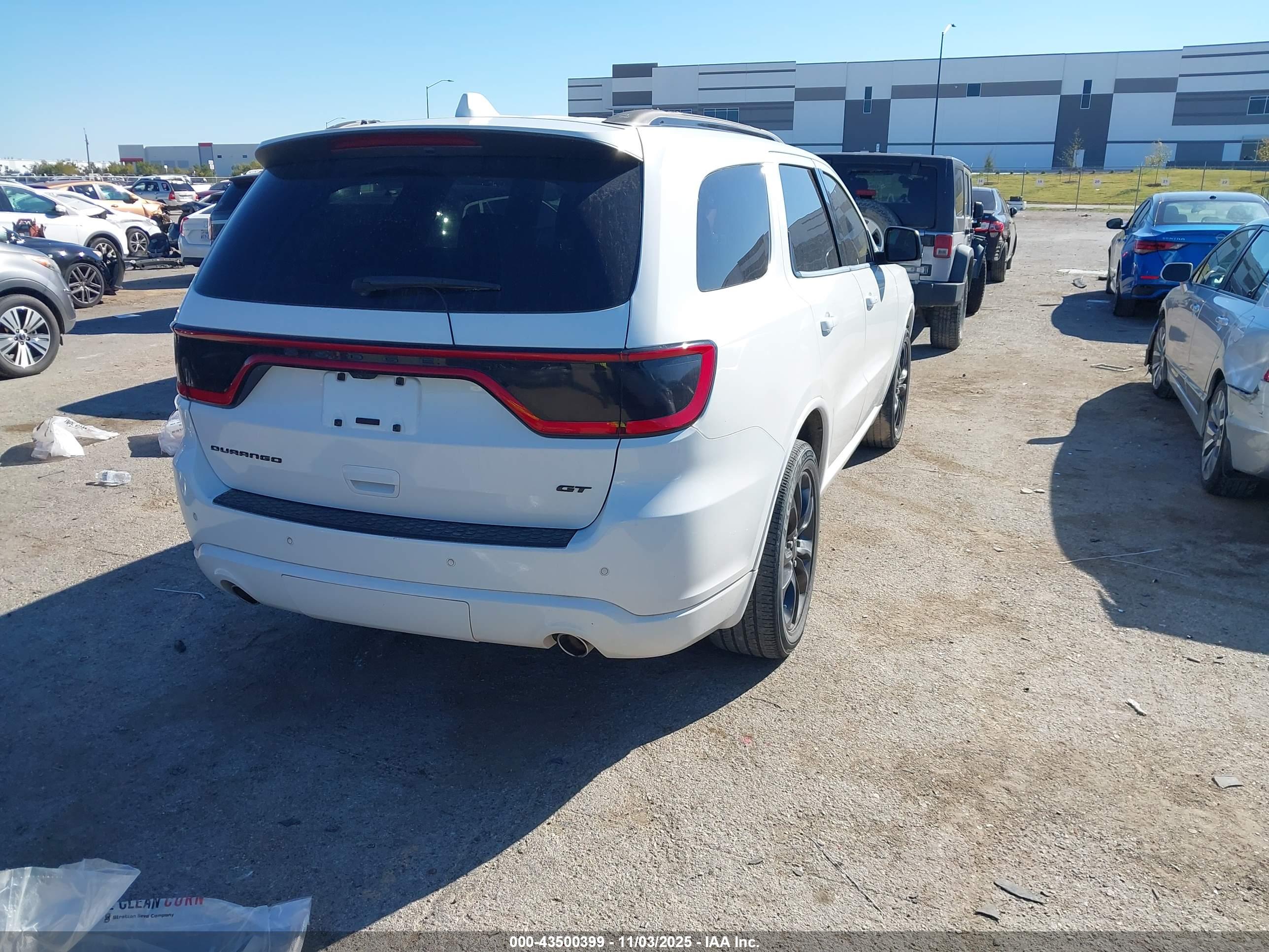 DODGE DURANGO image 4