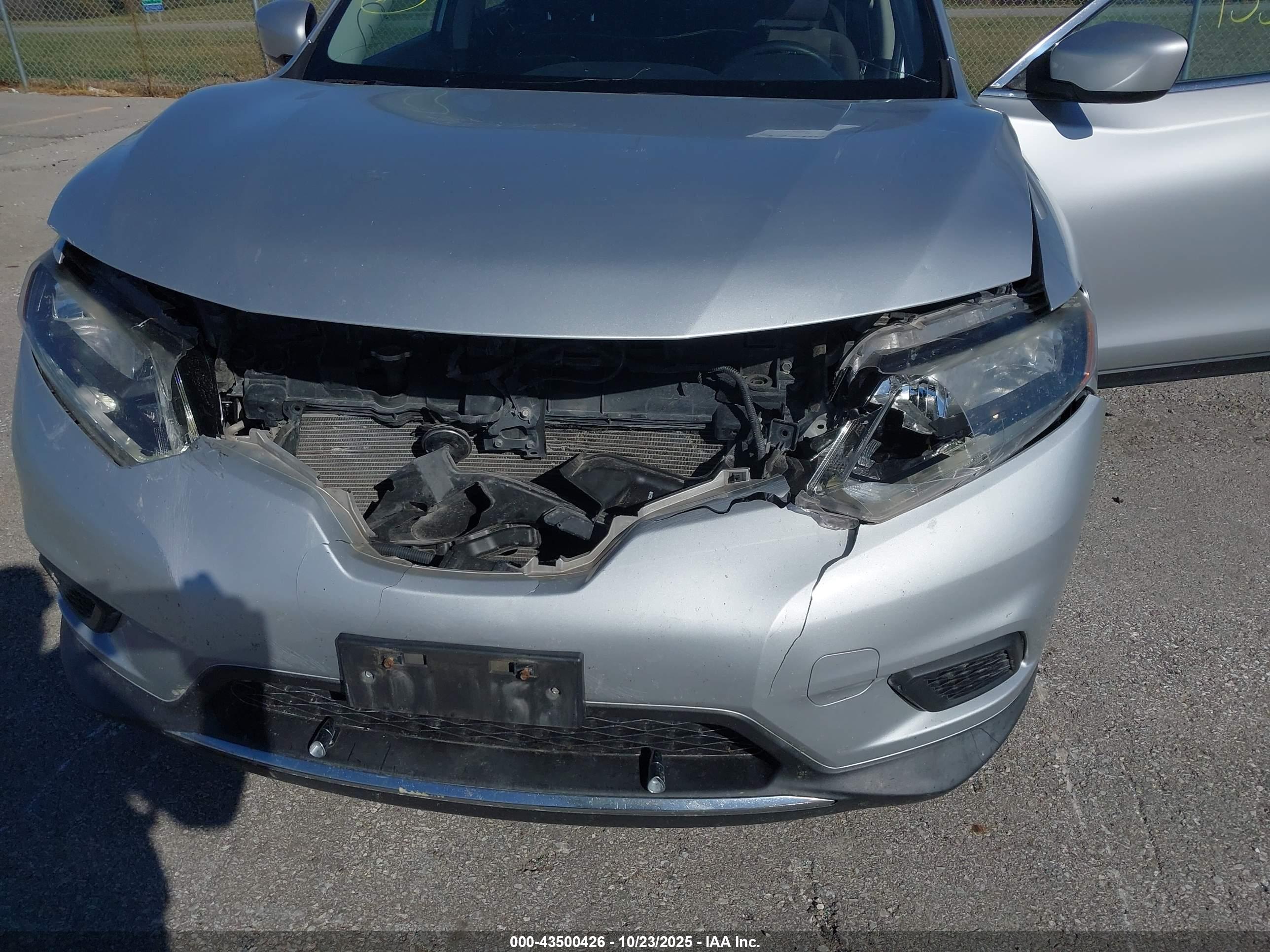 NISSAN ROGUE image 6
