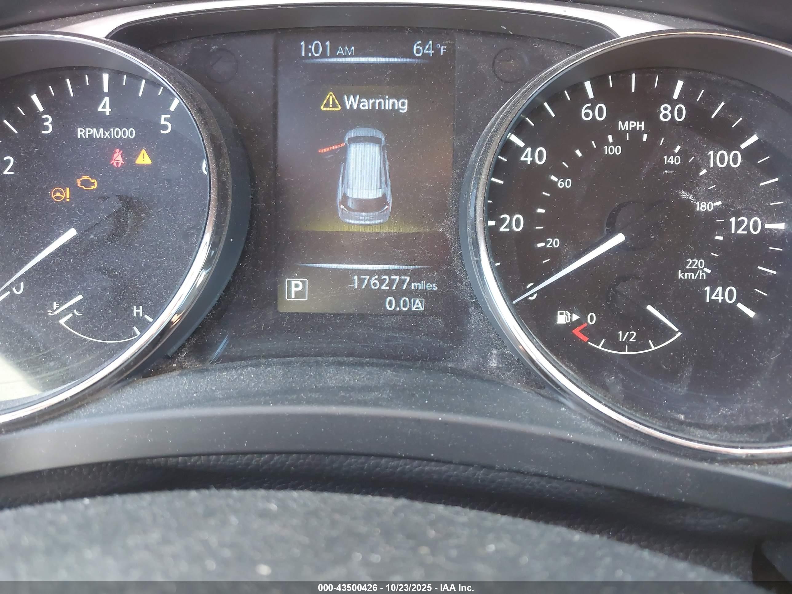NISSAN ROGUE image 7
