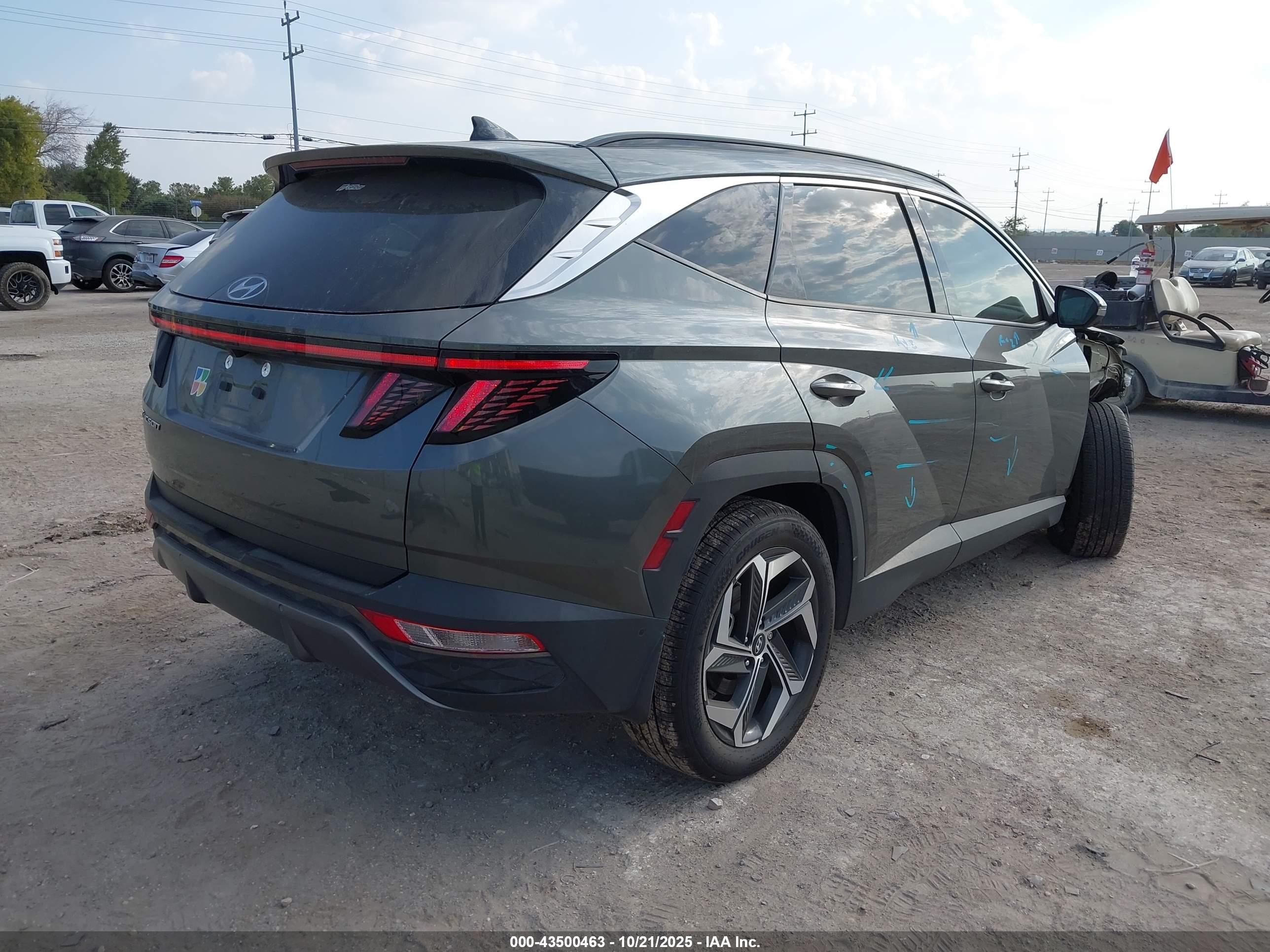 HYUNDAI TUCSON image 4