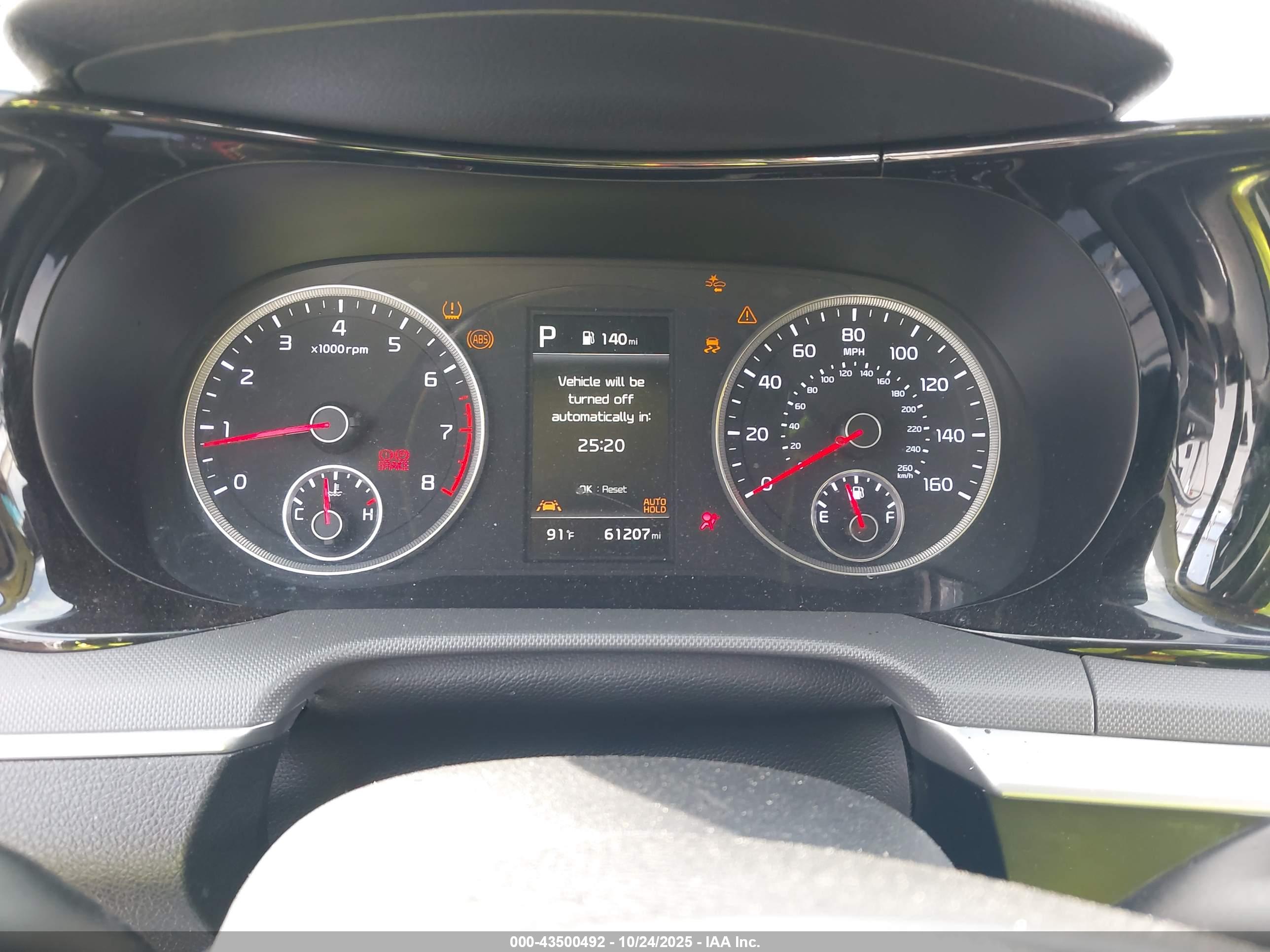 KIA K5 image 7
