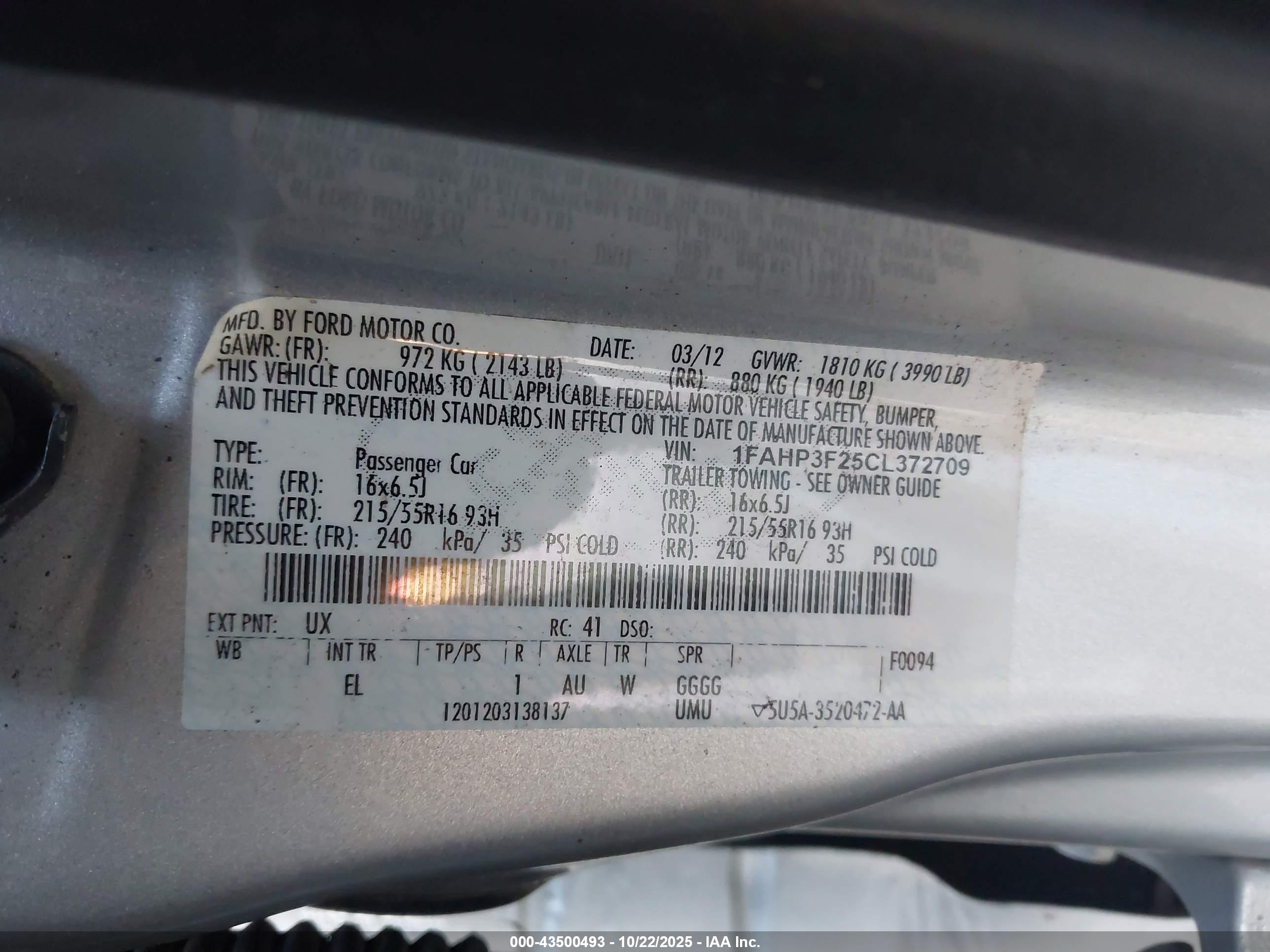 FORD FOCUS image 9
