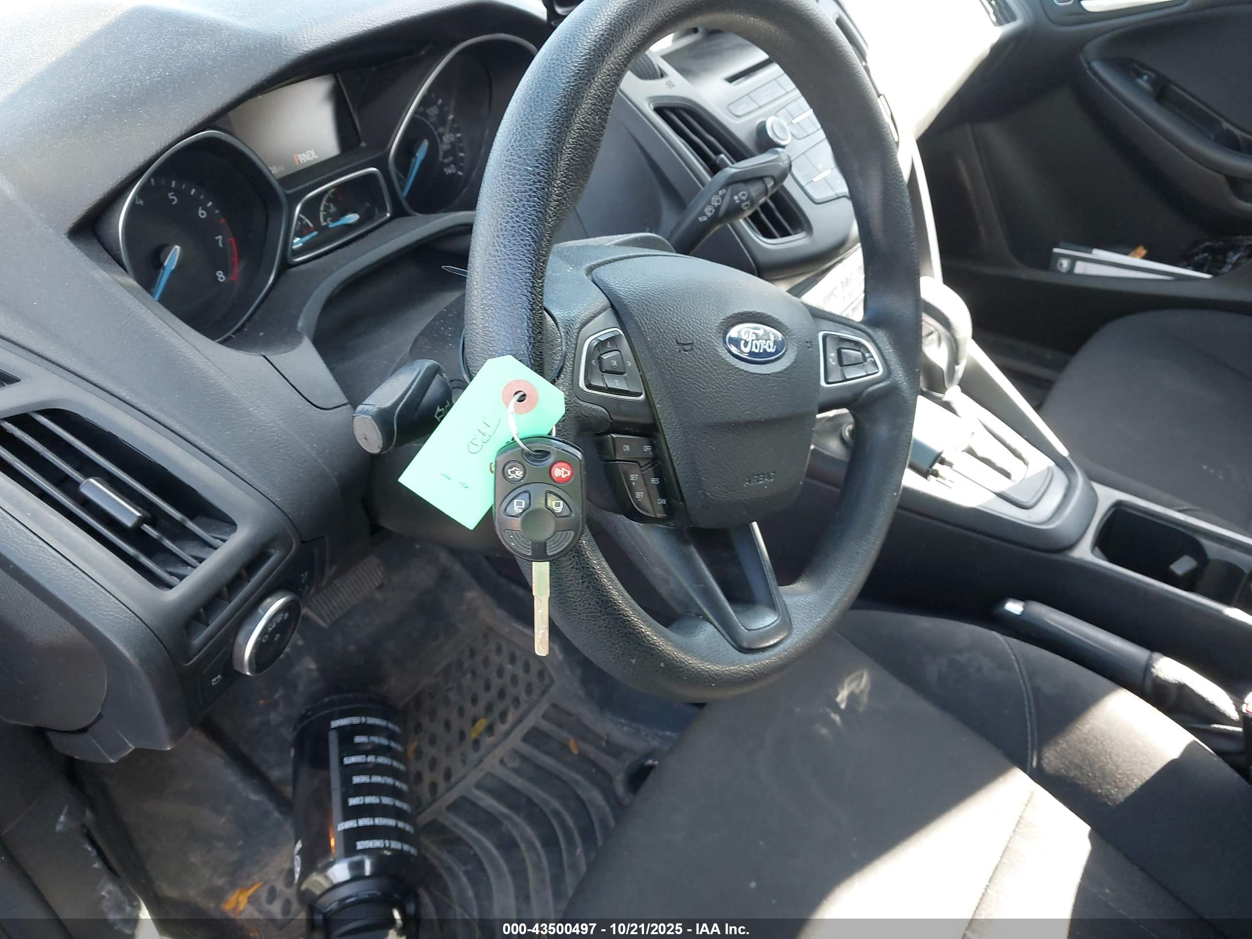 FORD FOCUS image 11