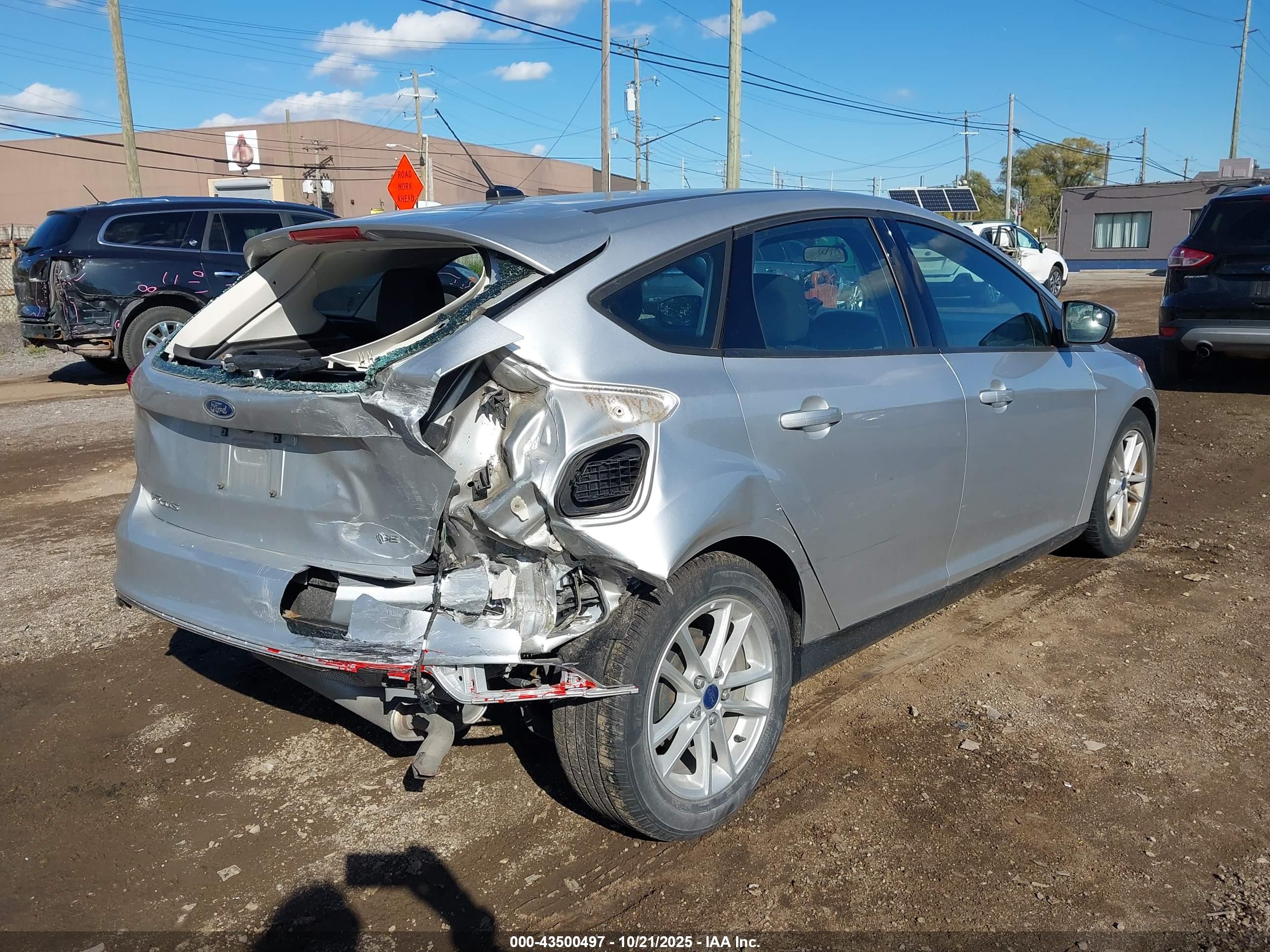 FORD FOCUS image 4