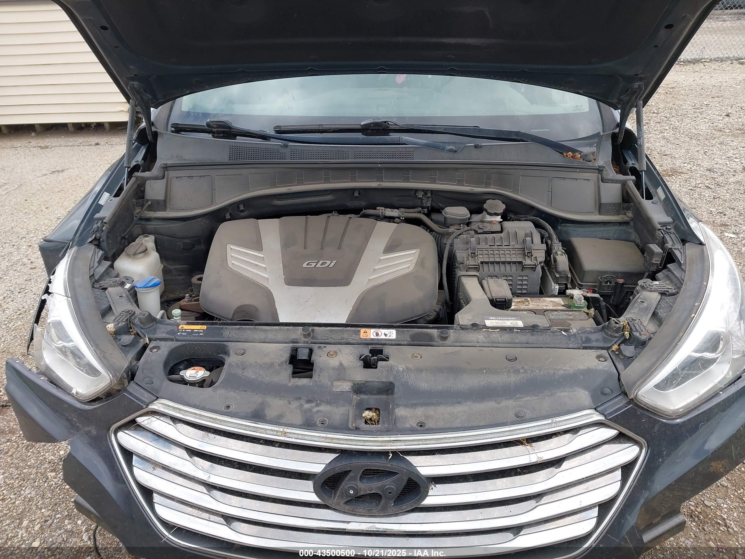 HYUNDAI SANTA image 10