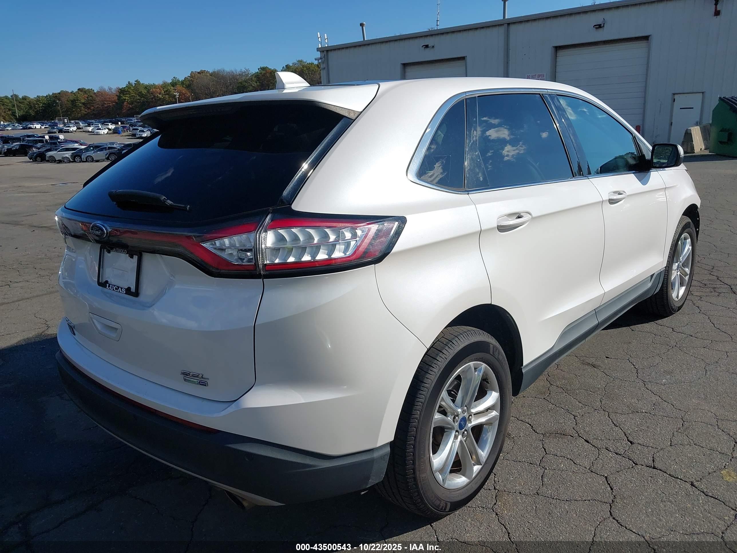 FORD EDGE image 4