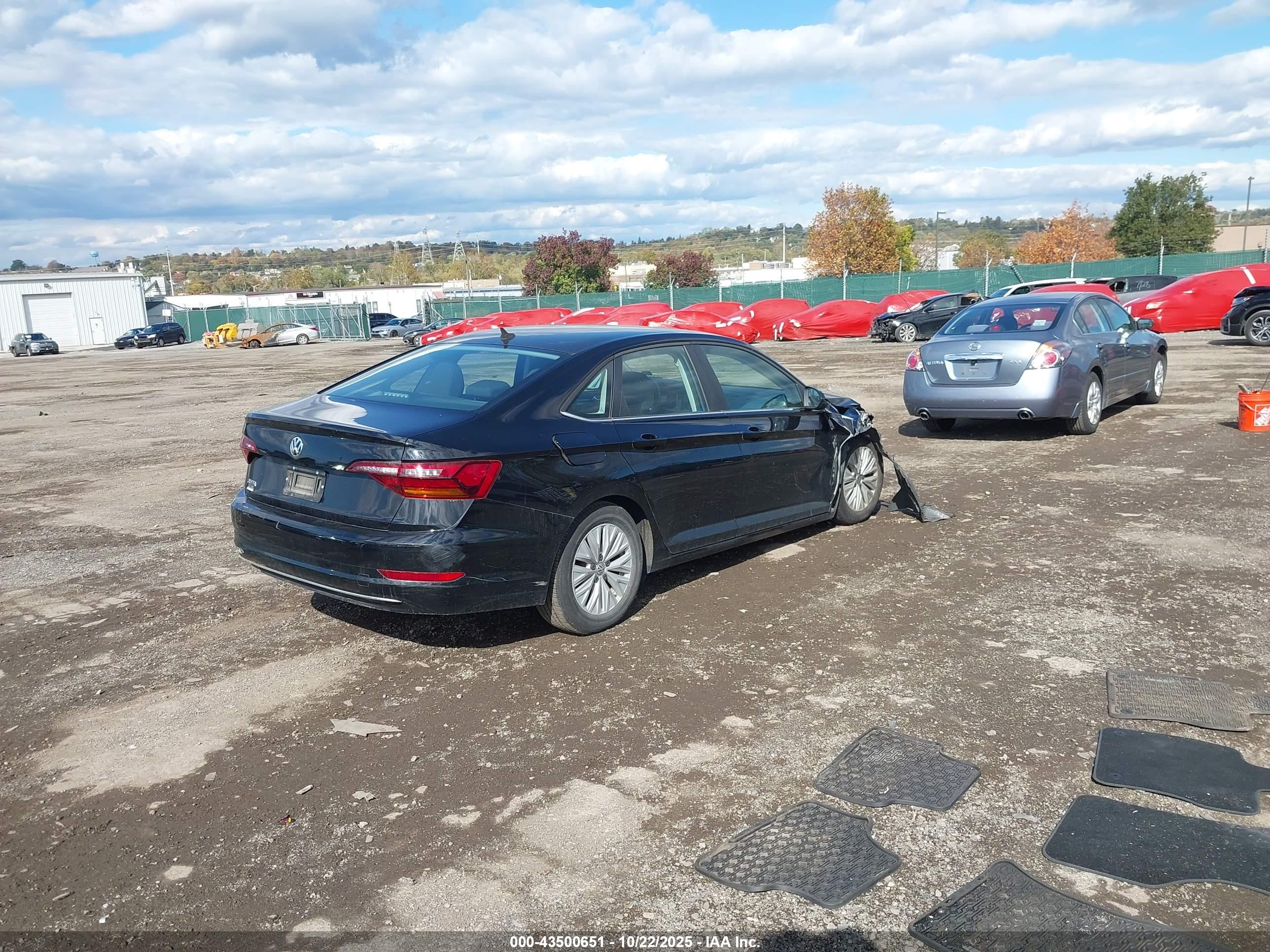 VOLKSWAGEN JETTA image 4