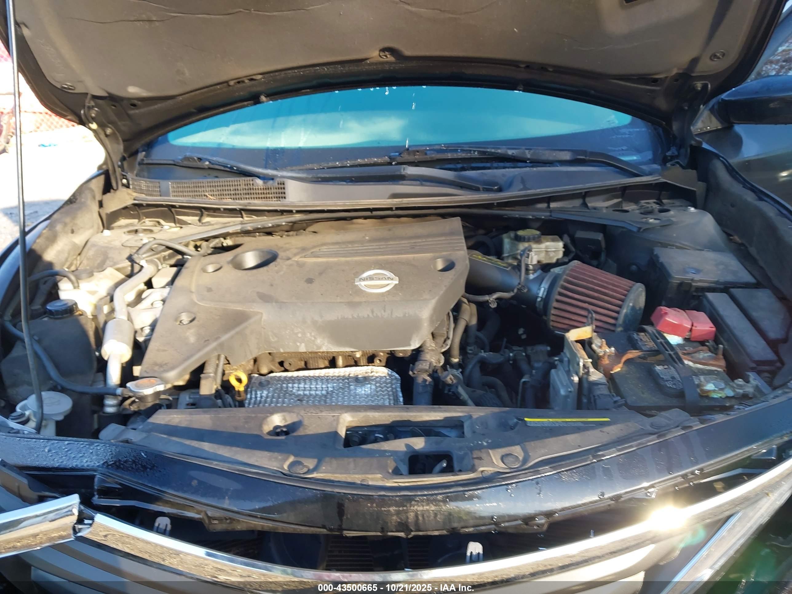 NISSAN ALTIMA image 10