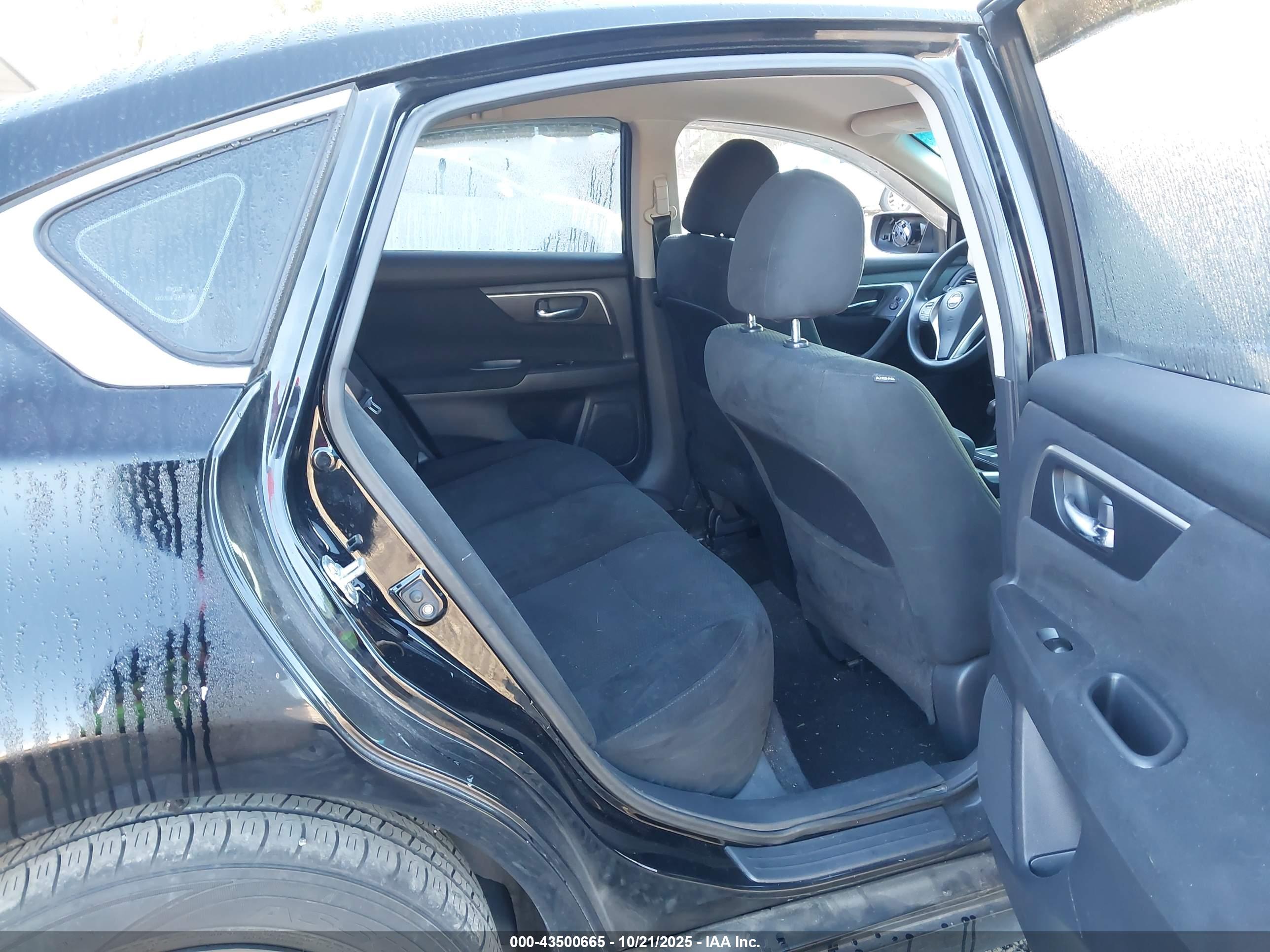 NISSAN ALTIMA image 8