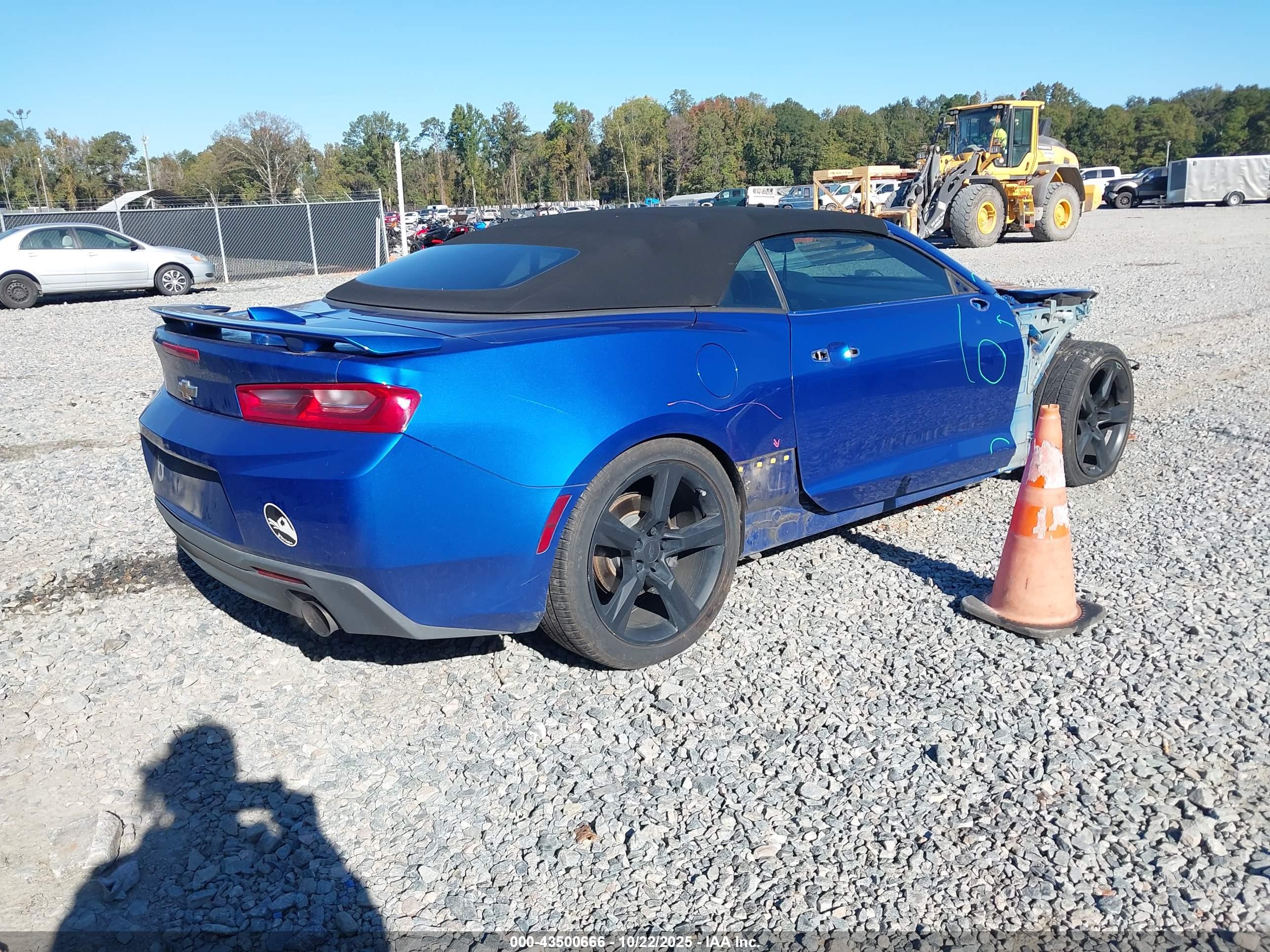 CHEVROLET CAMARO image 4