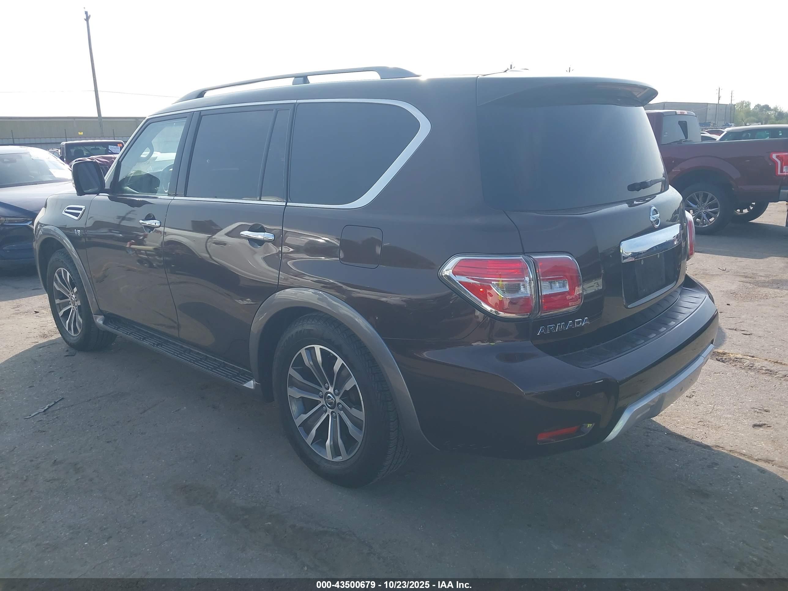 NISSAN ARMADA image 3