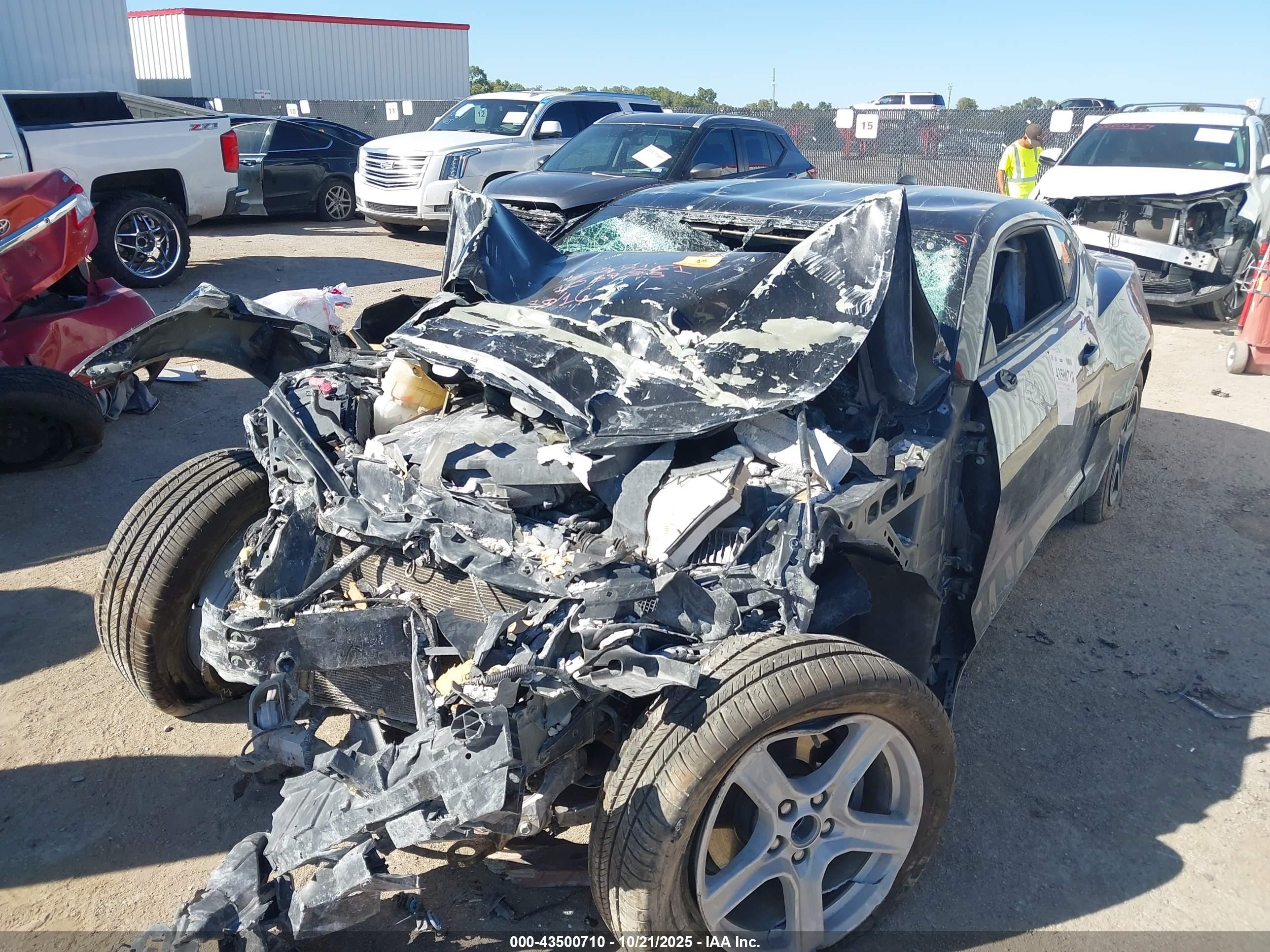 CHEVROLET CAMARO image 2