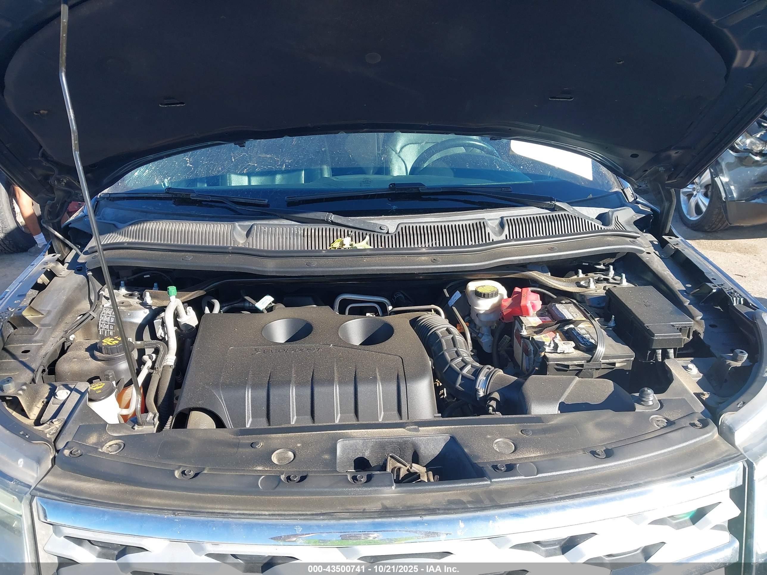 FORD EXPLORER image 10