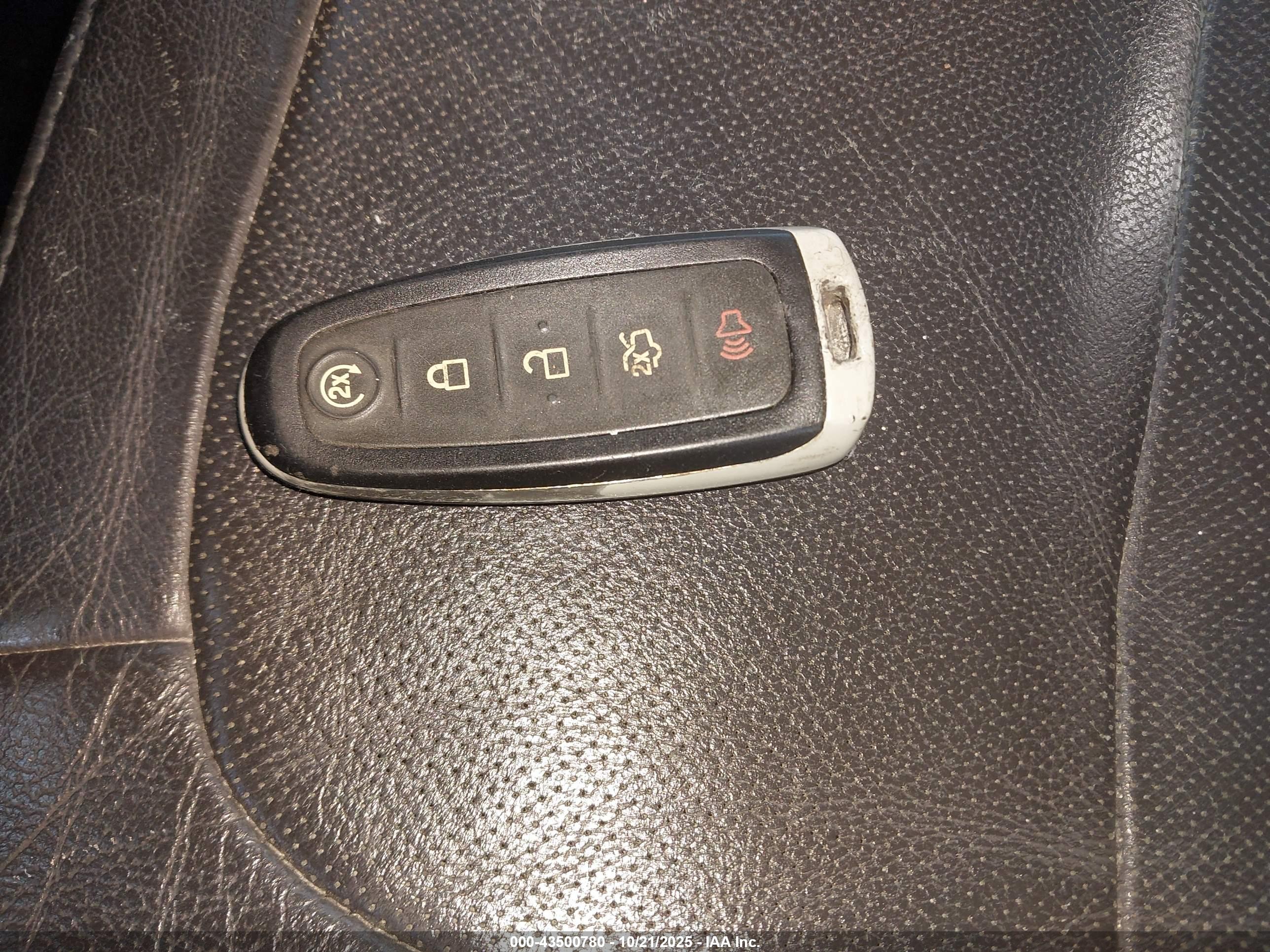 FORD FLEX image 11