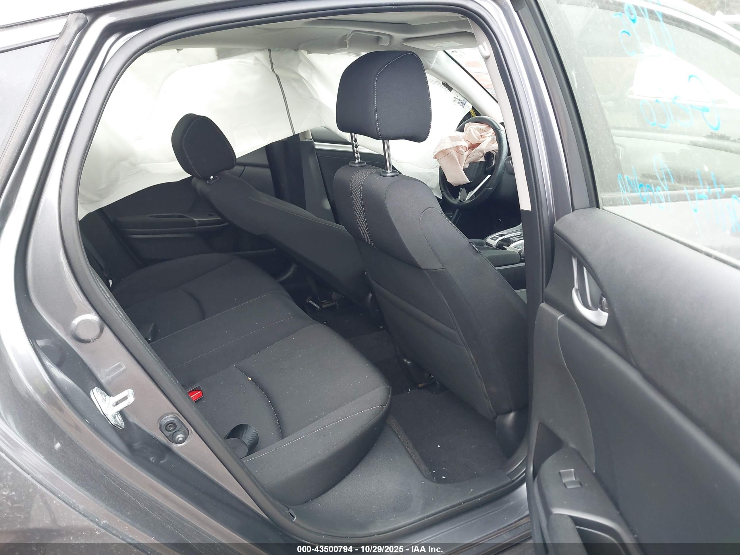 HONDA CIVIC image 8