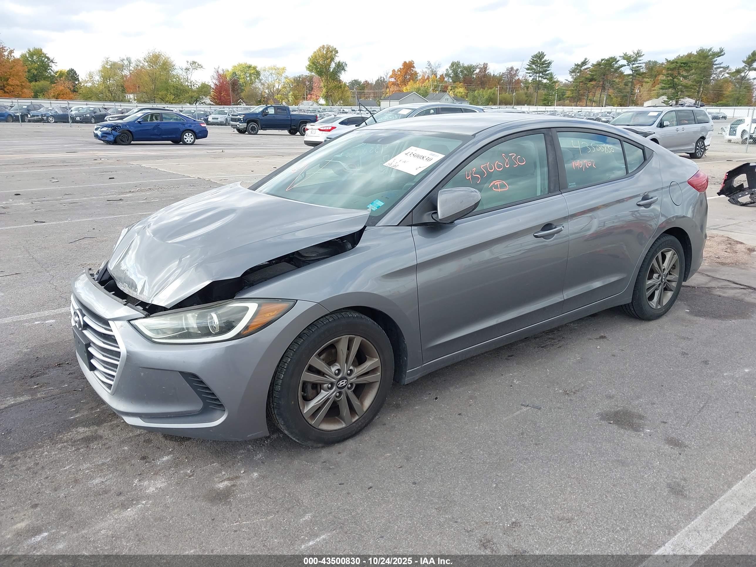 HYUNDAI ELANTRA image 2