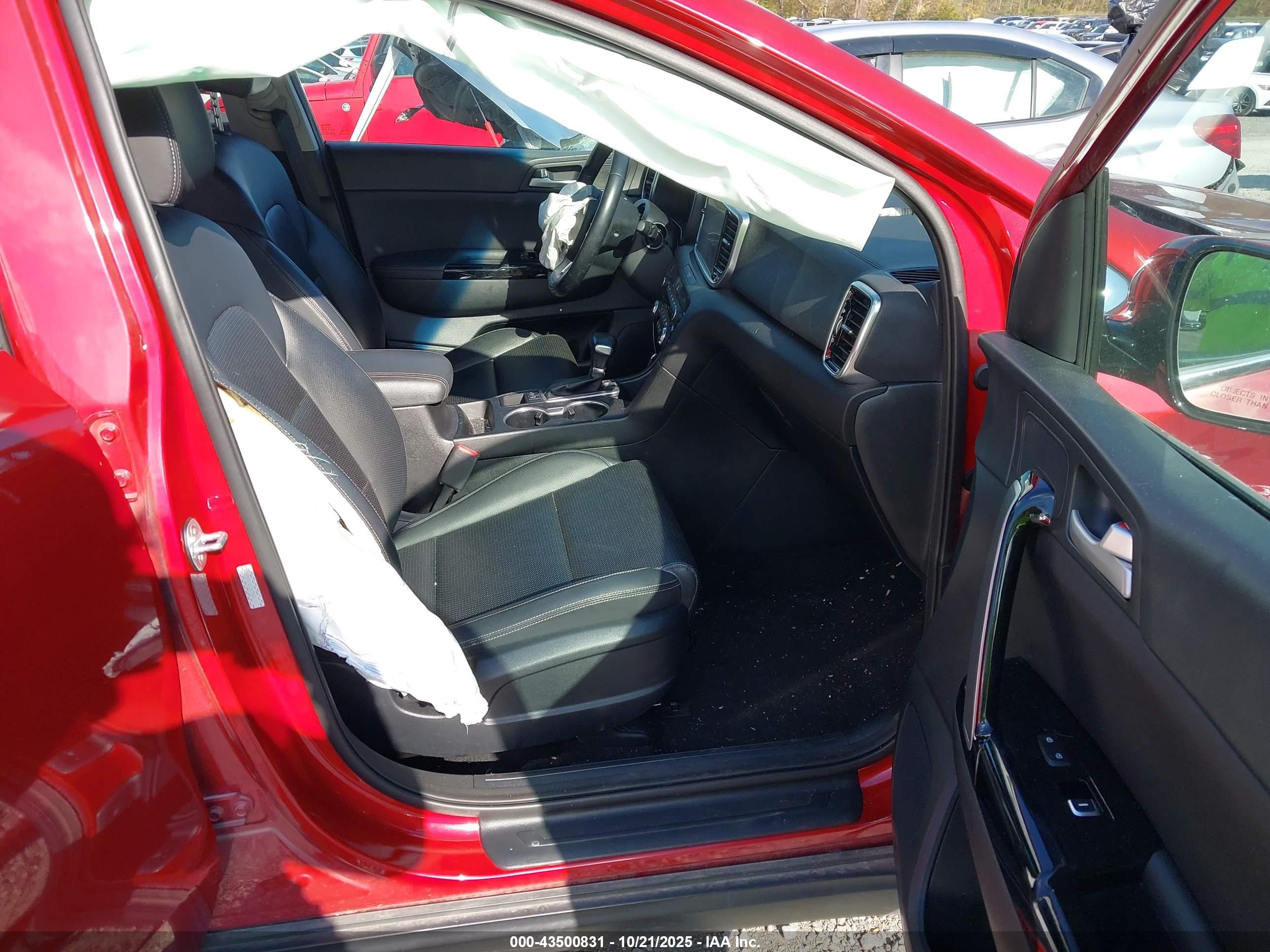 KIA SPORTAGE image 5