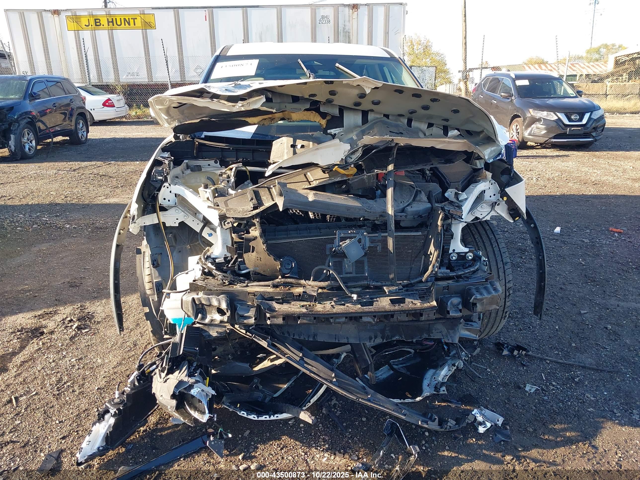 NISSAN ROGUE image 6