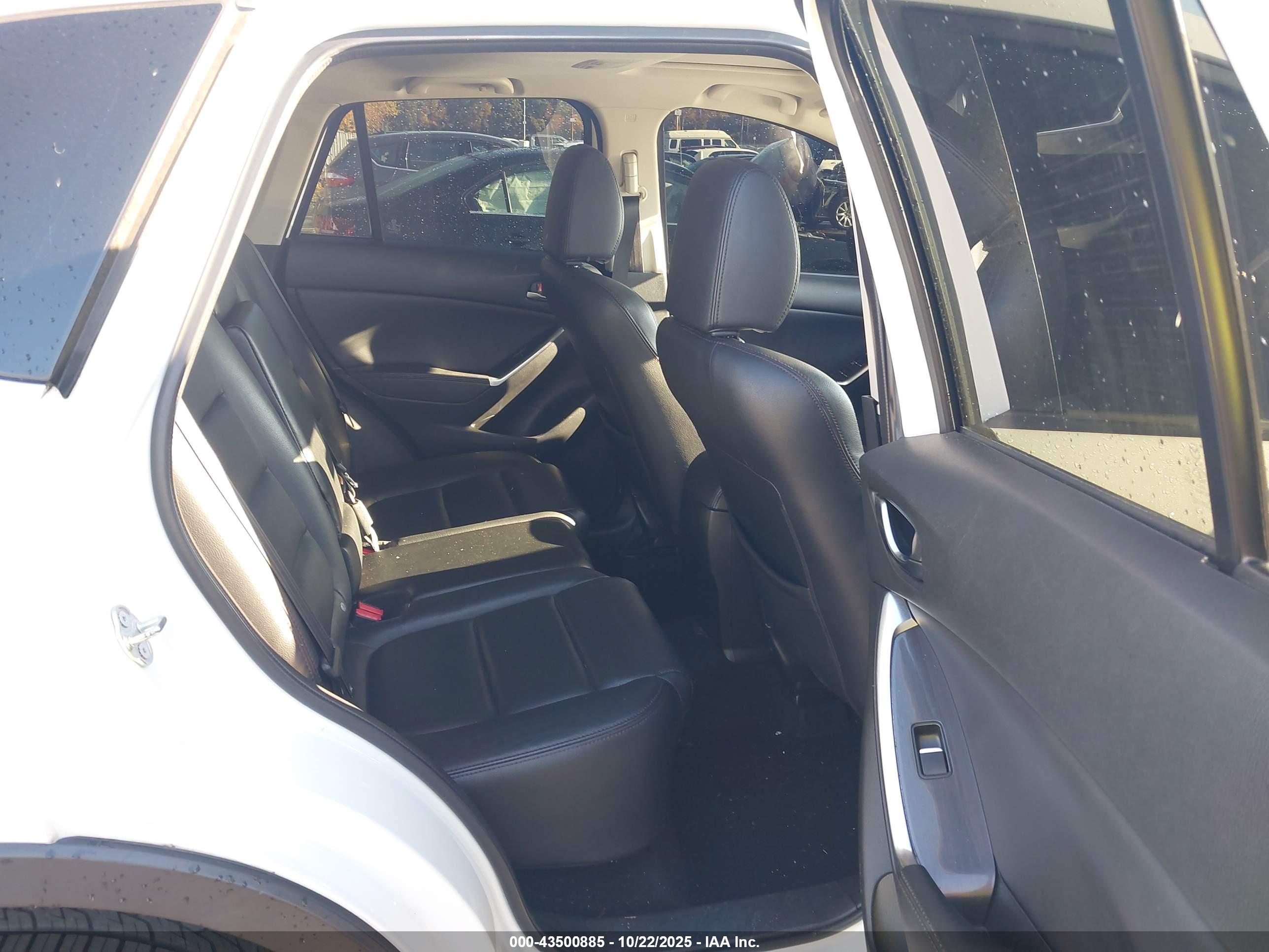 MAZDA CX-5 image 8