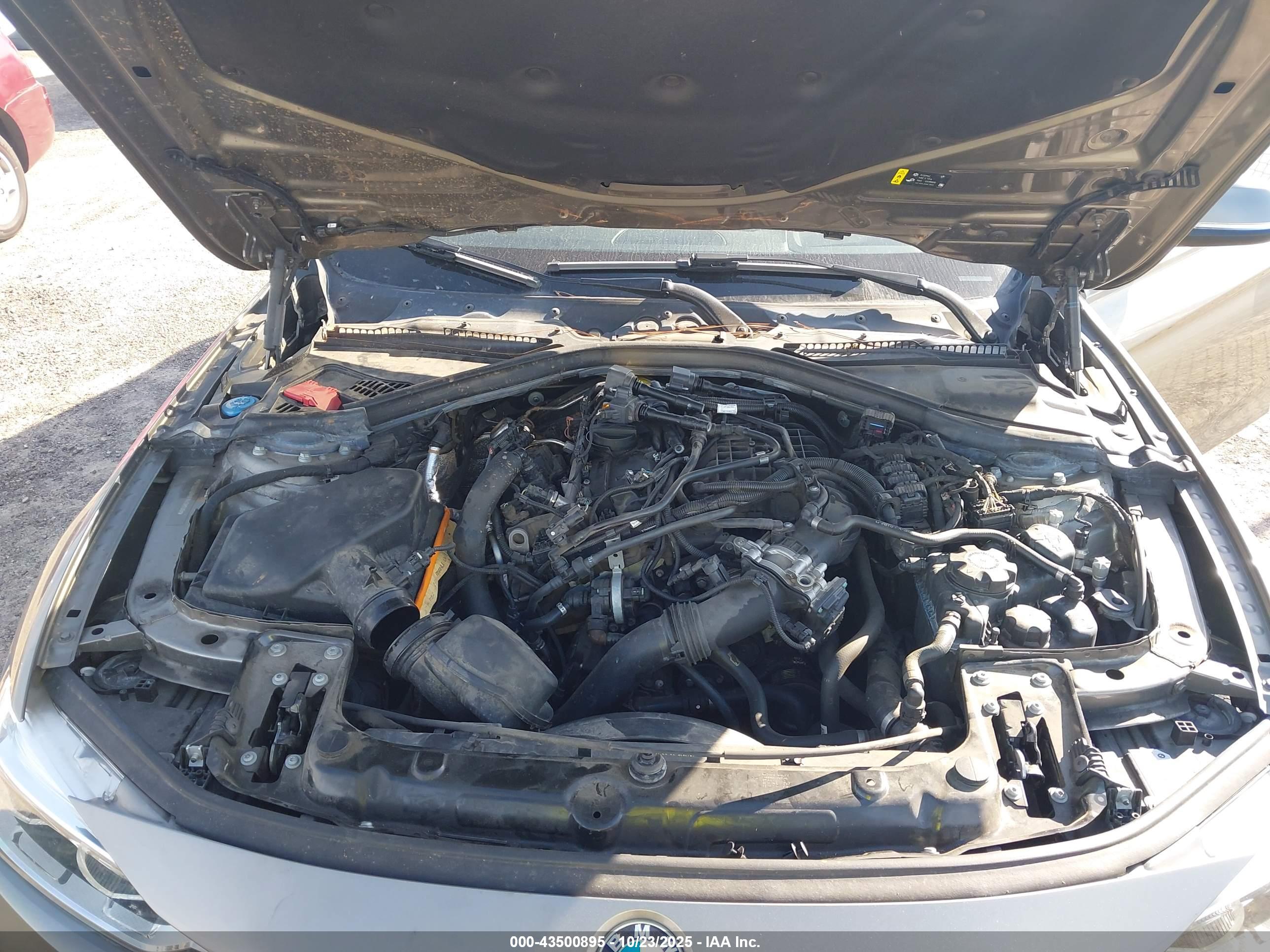 BMW 330I image 10
