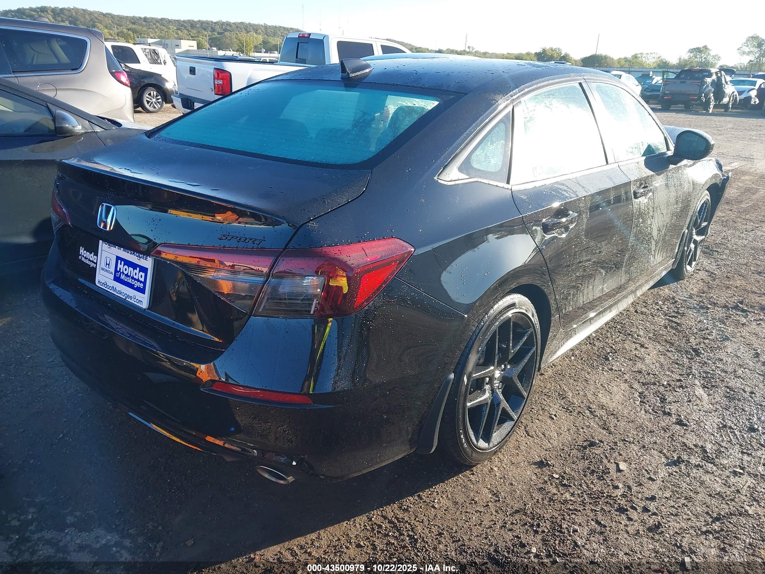 HONDA CIVIC image 4