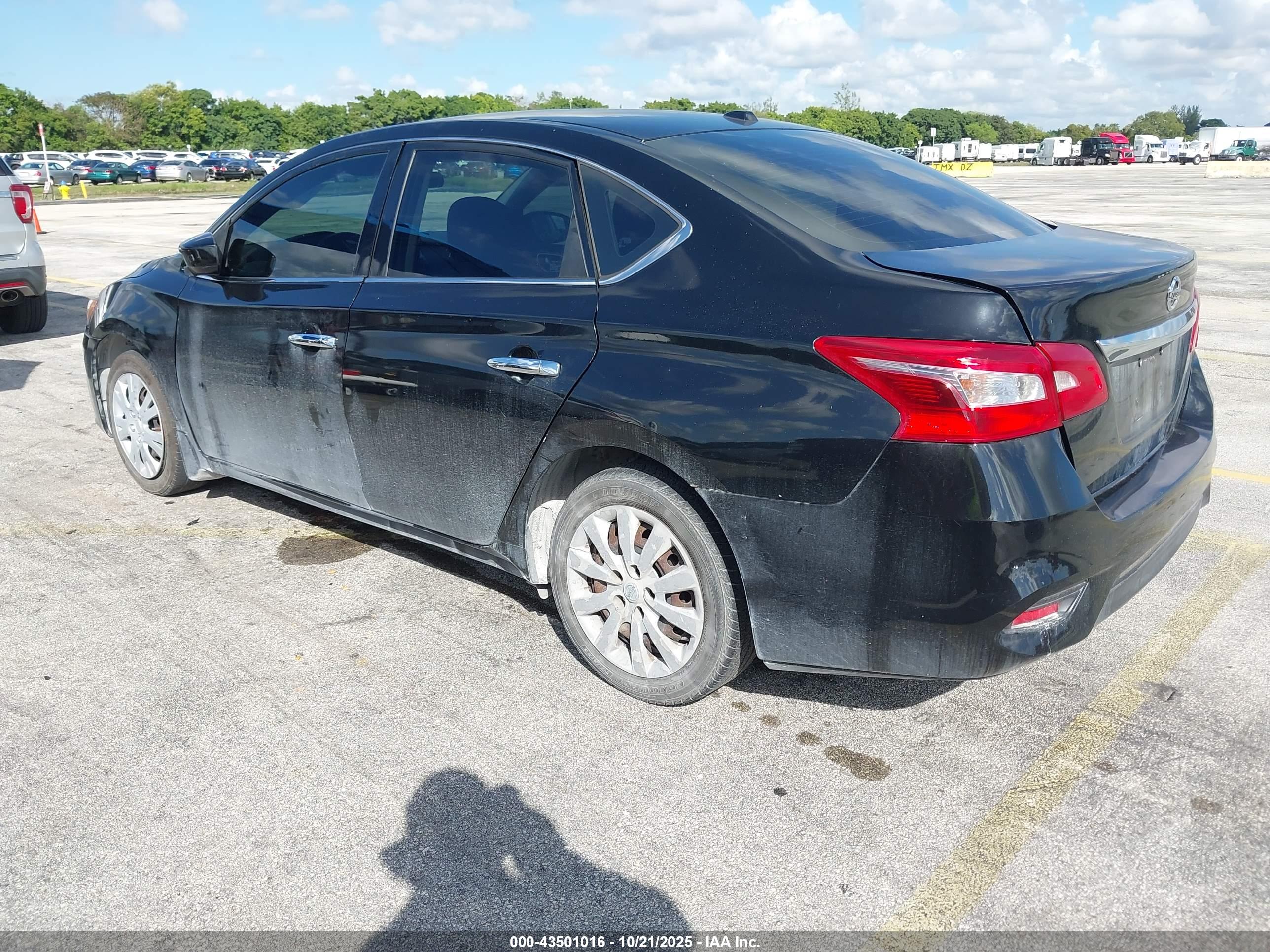 NISSAN SENTRA image 3