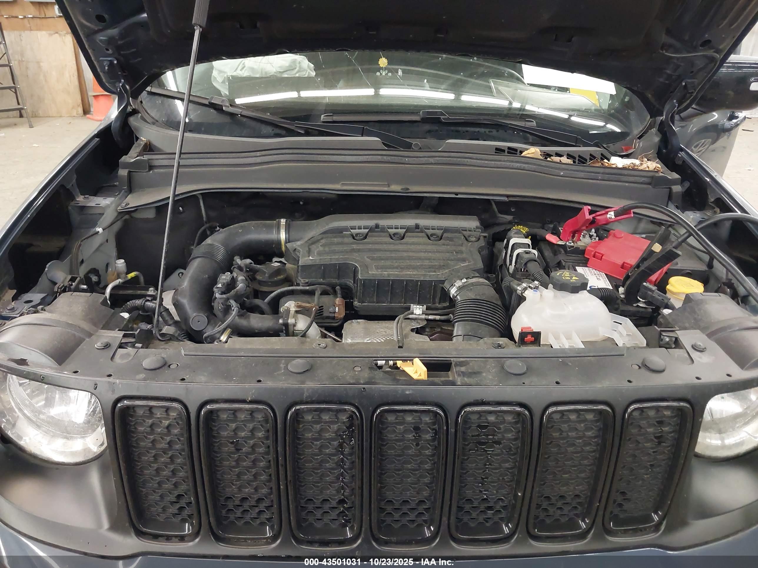 JEEP RENEGADE image 10