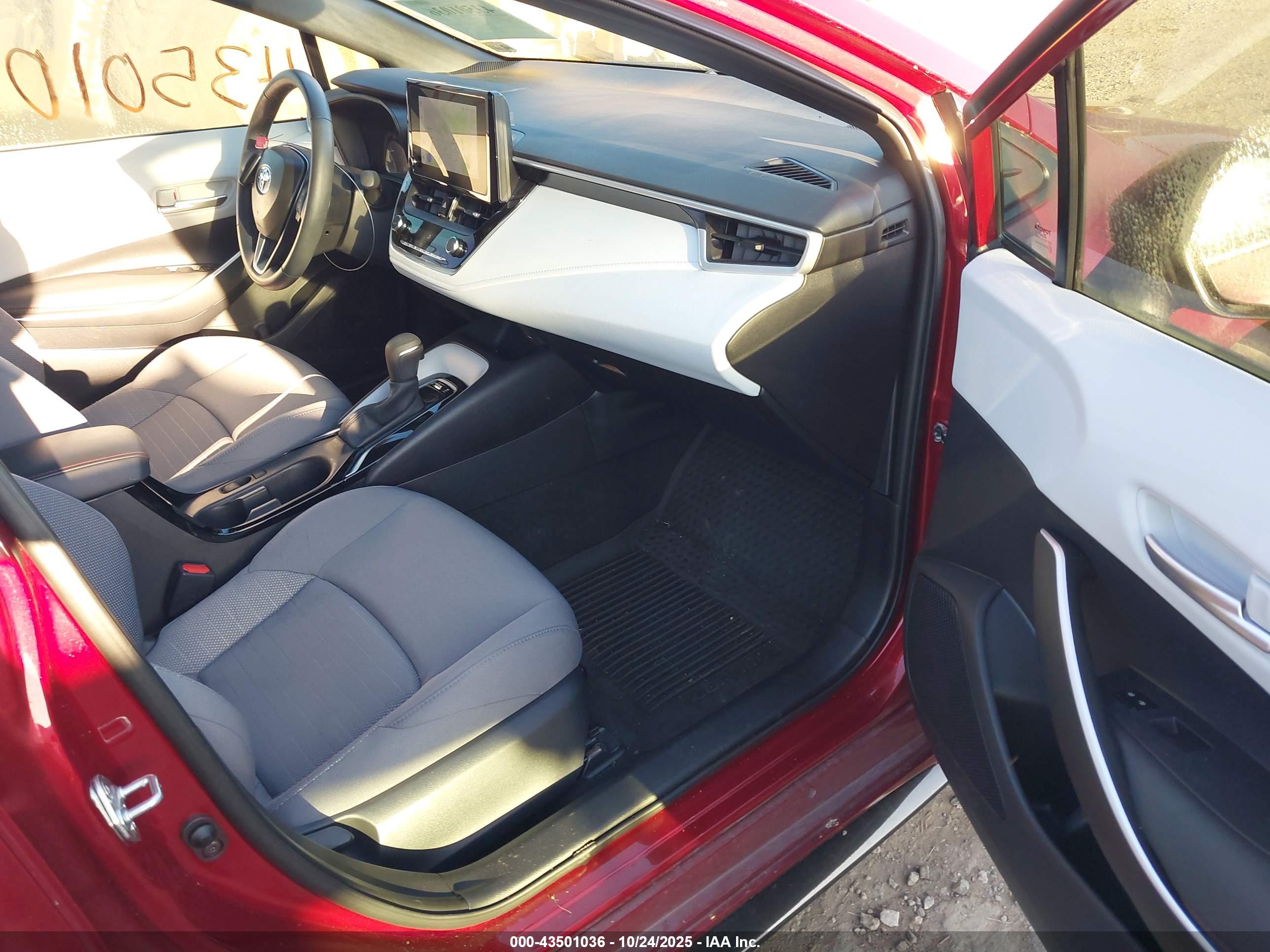 TOYOTA COROLLA image 5