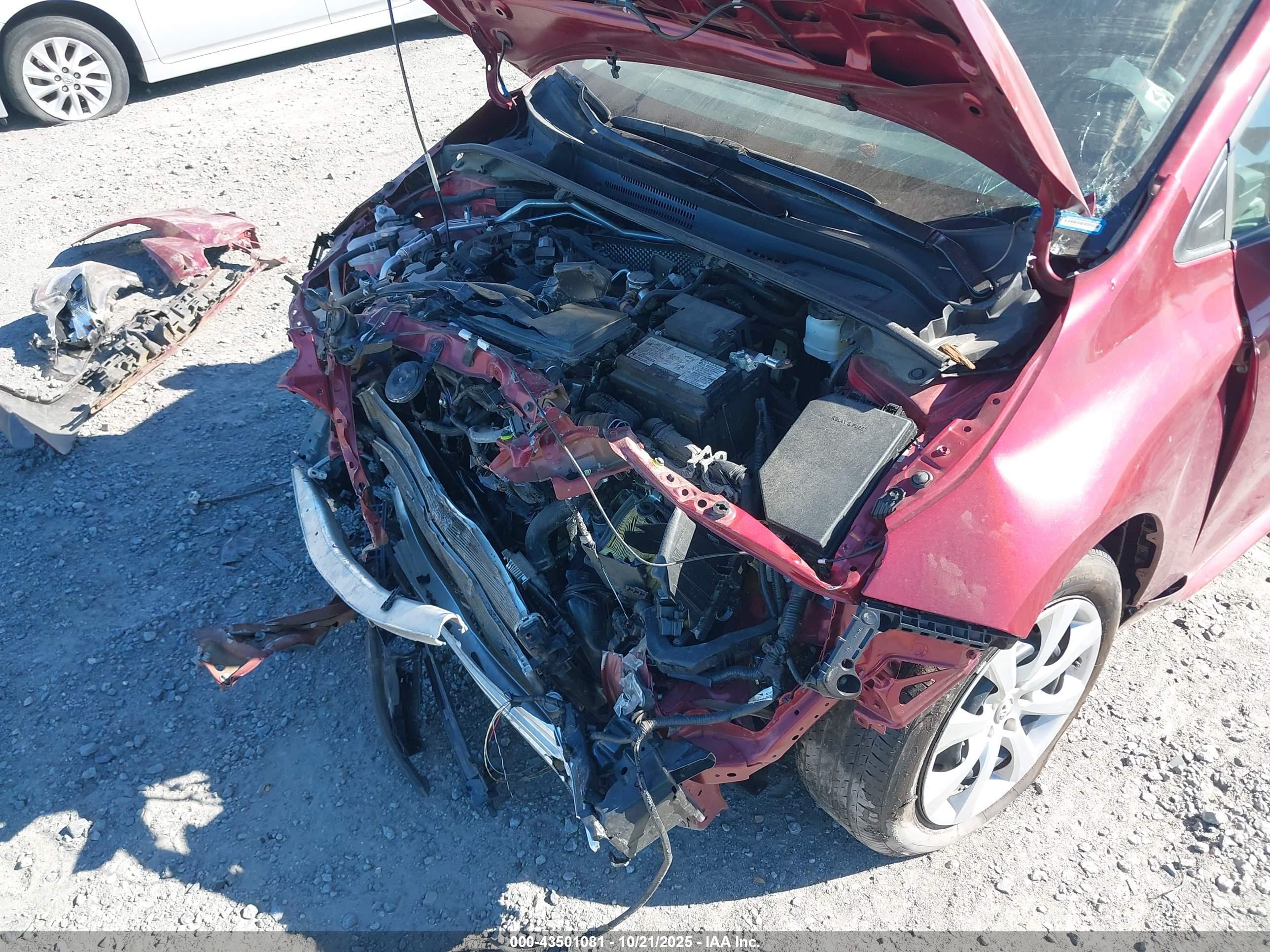 TOYOTA COROLLA image 6