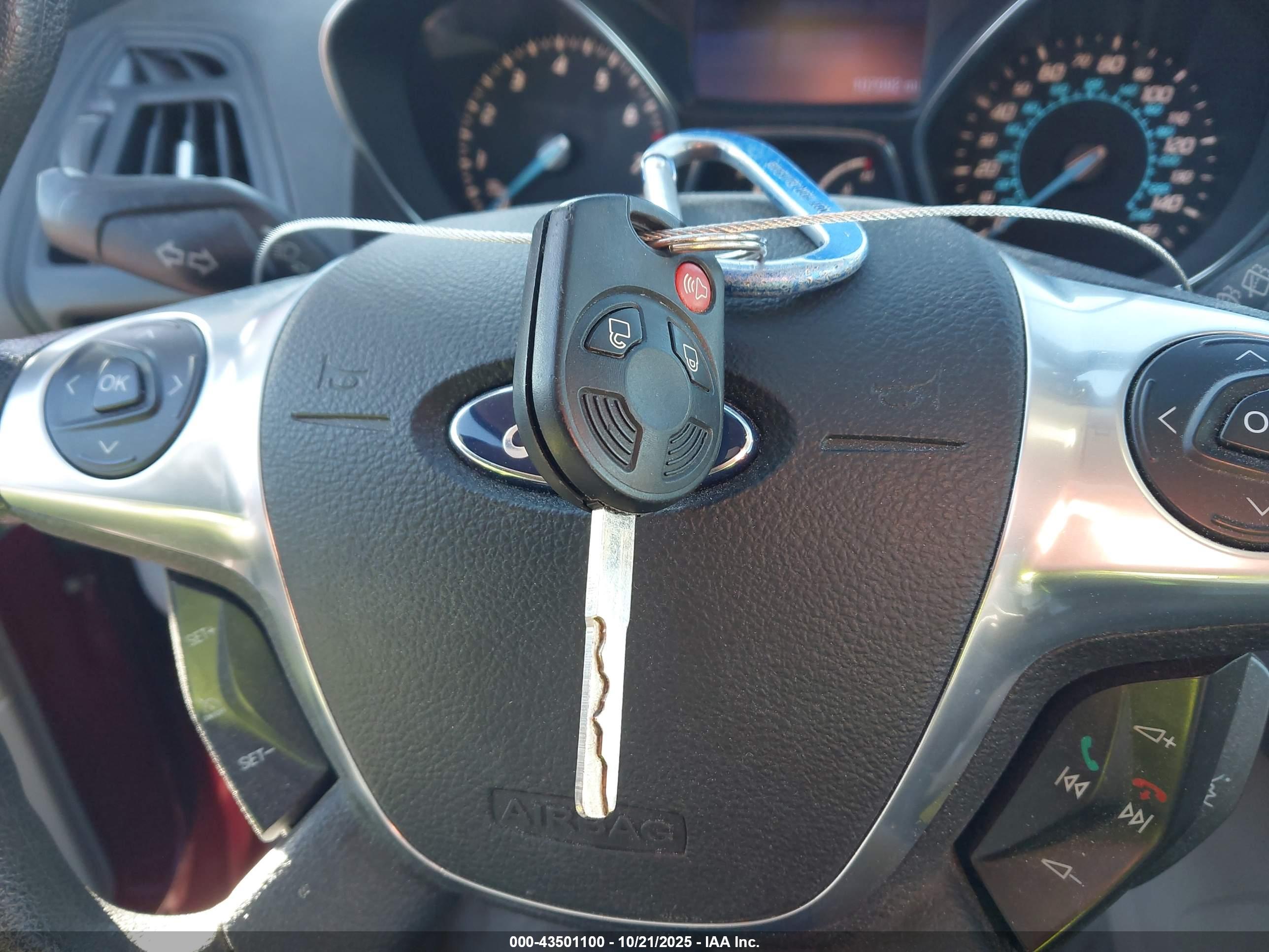 FORD ESCAPE image 11