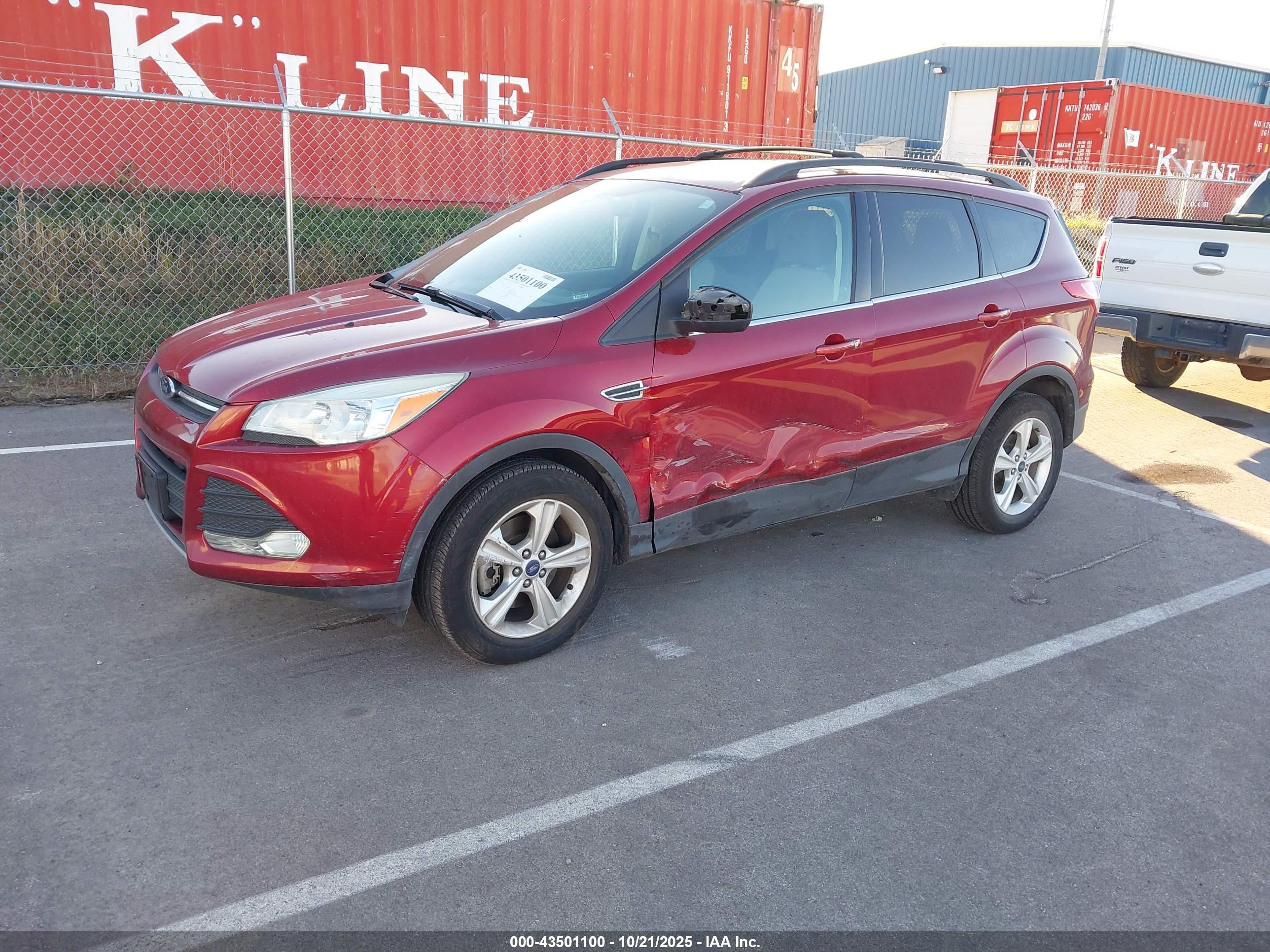 FORD ESCAPE image 2