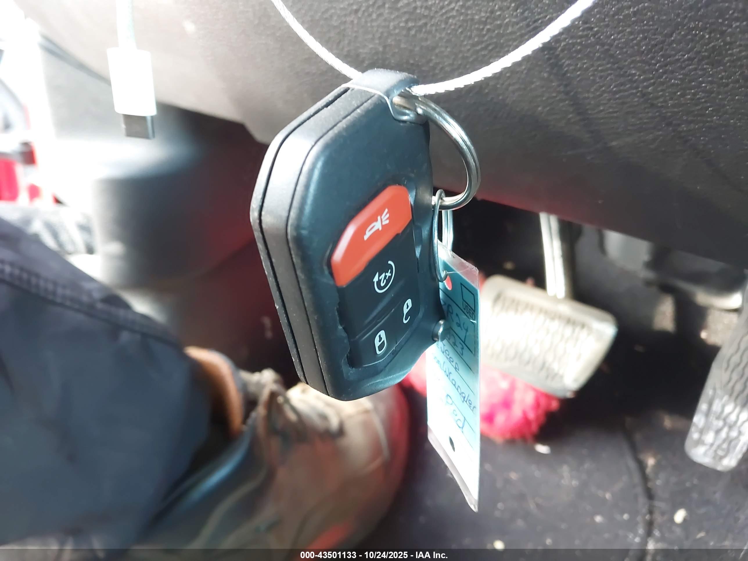 JEEP WRANGLER image 11