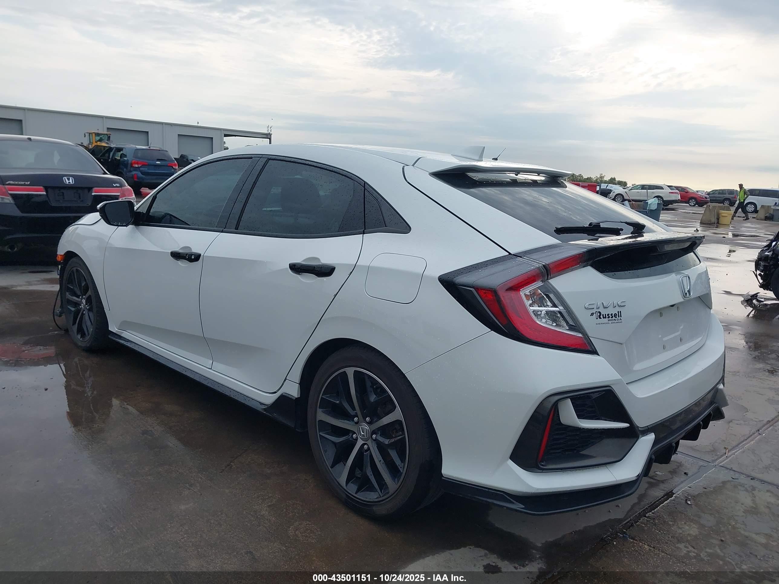 HONDA CIVIC image 3