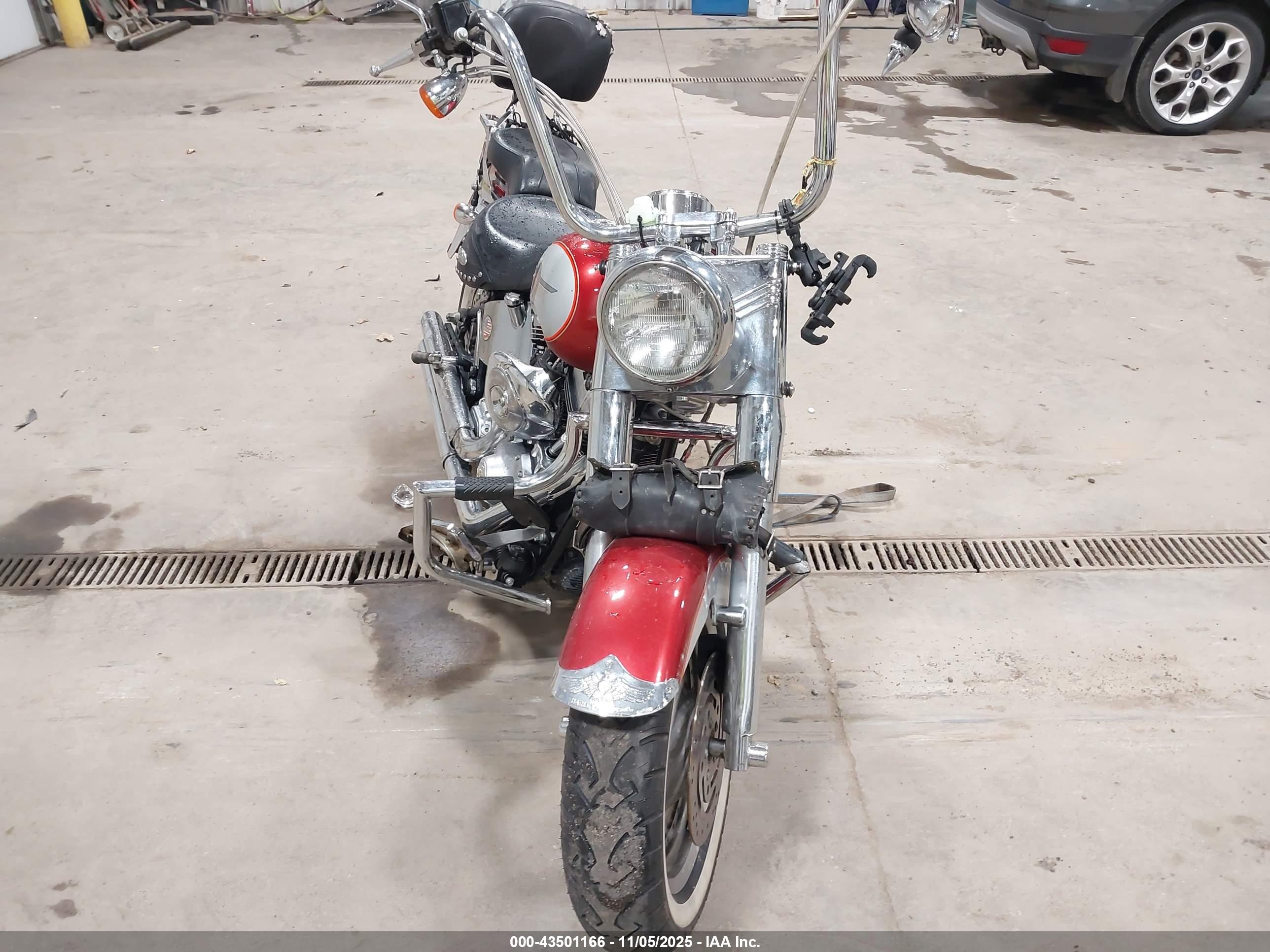 HARLEY-DAVIDSON FLSTFI image 5