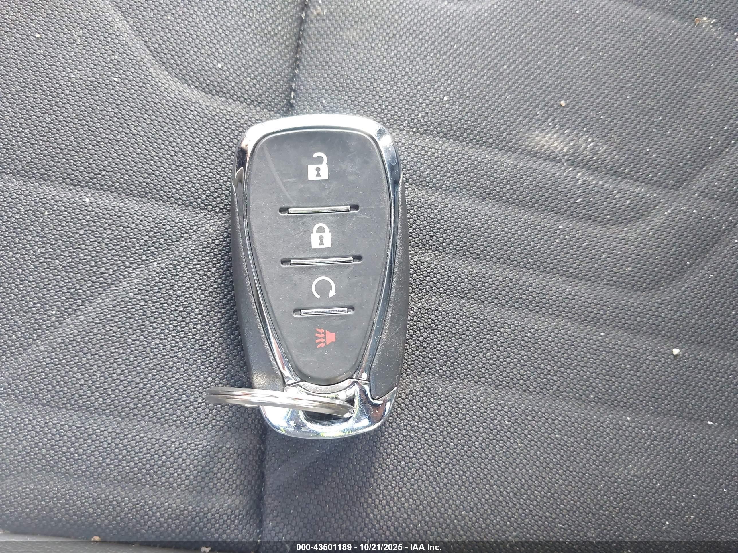 CHEVROLET TRAX image 11
