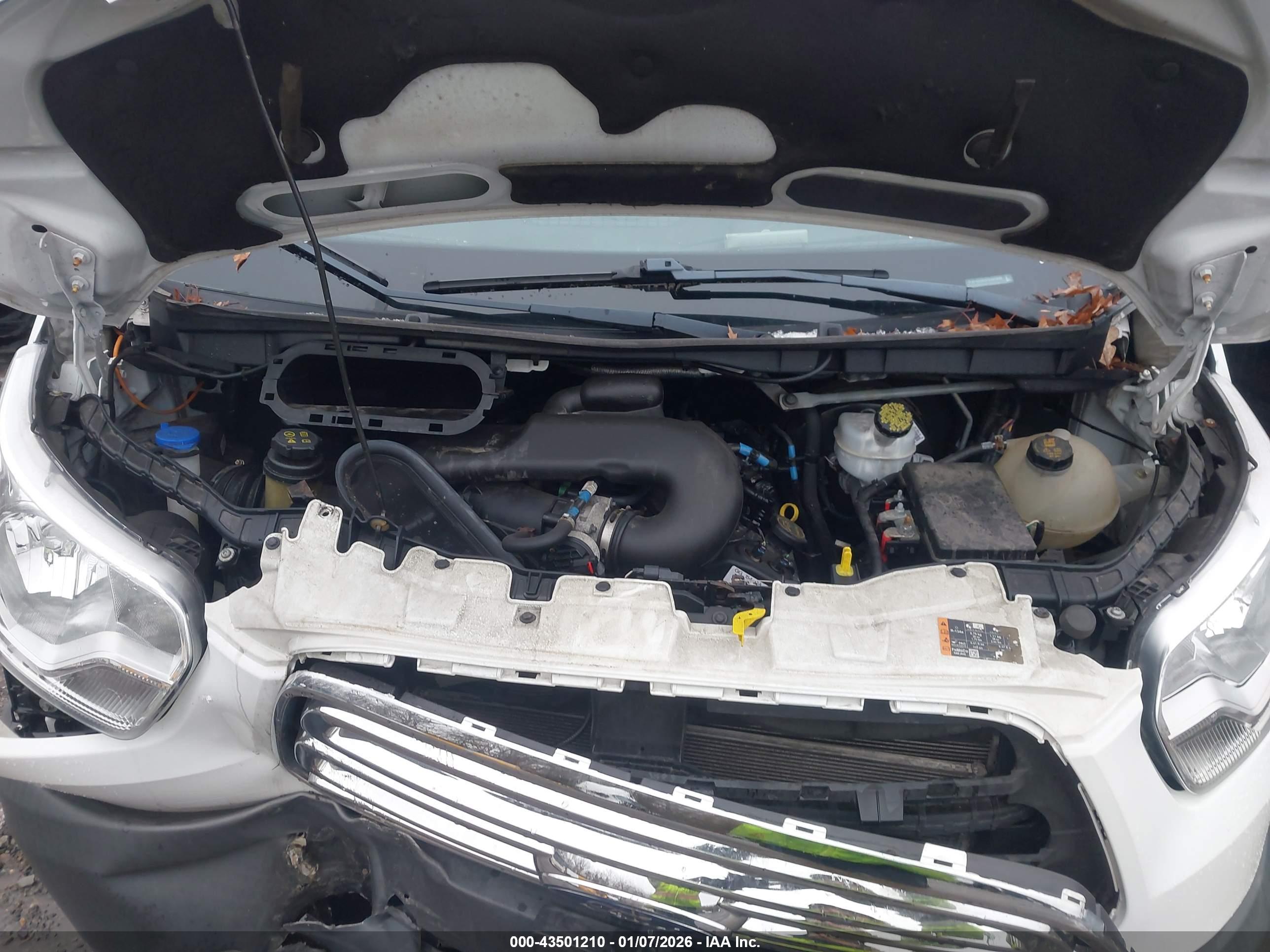 FORD TRANSIT-350 image 10