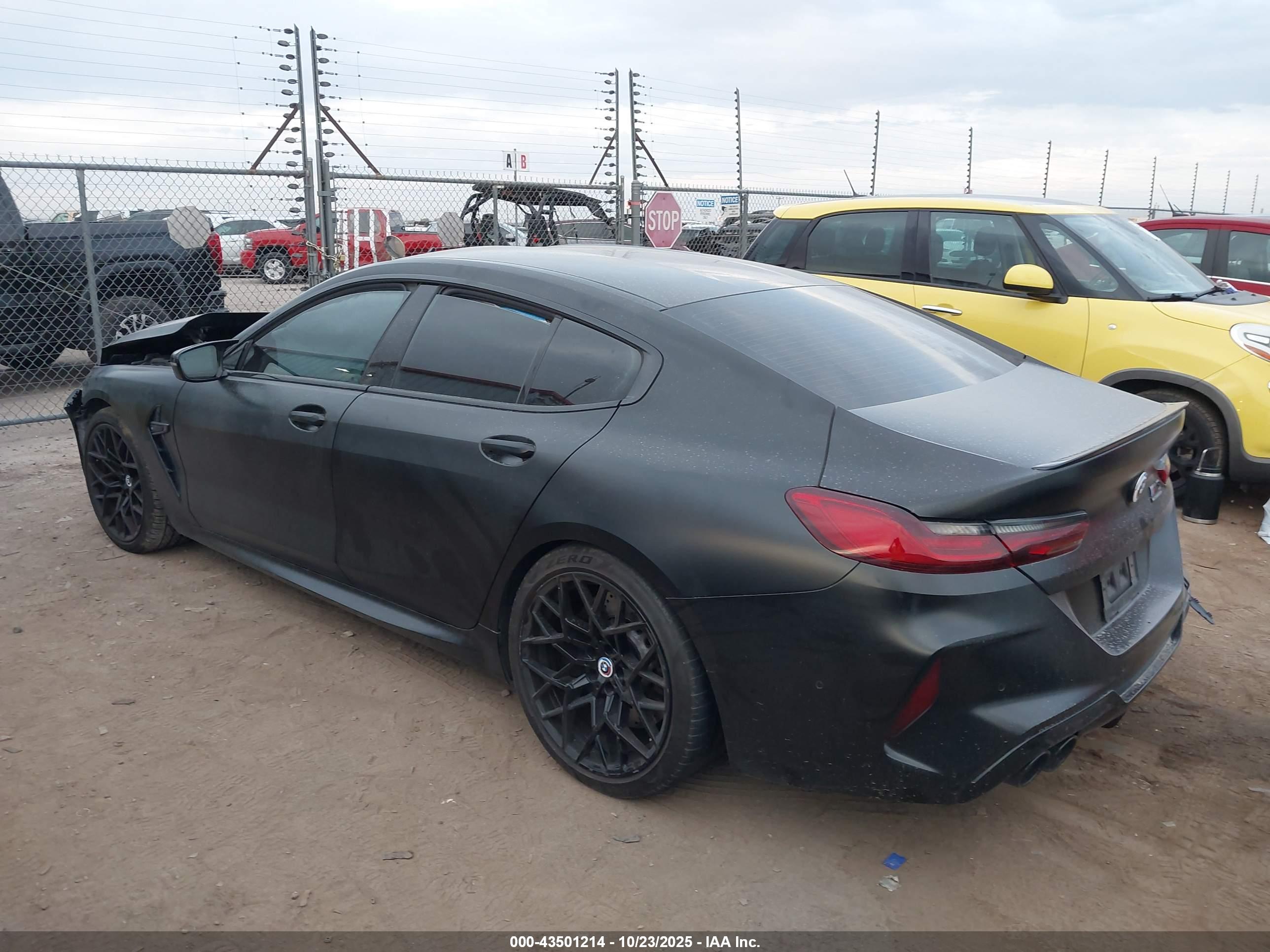 BMW M8 image 3