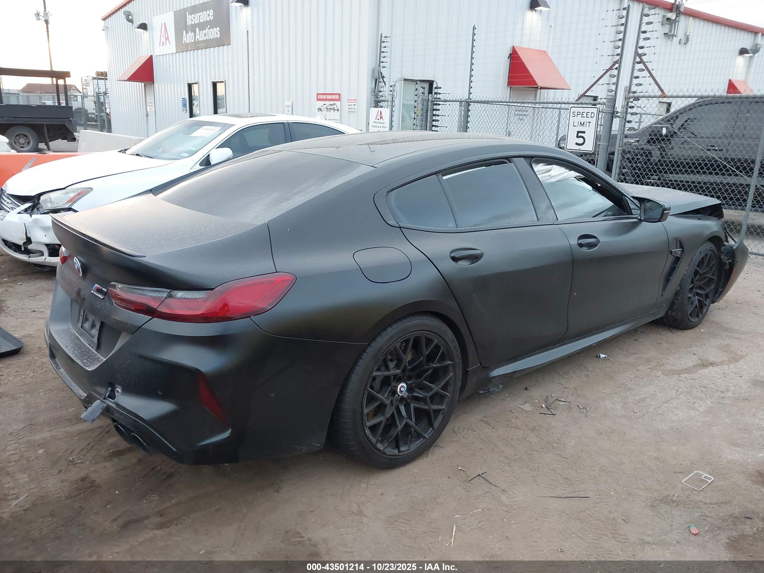 BMW M8 image 4