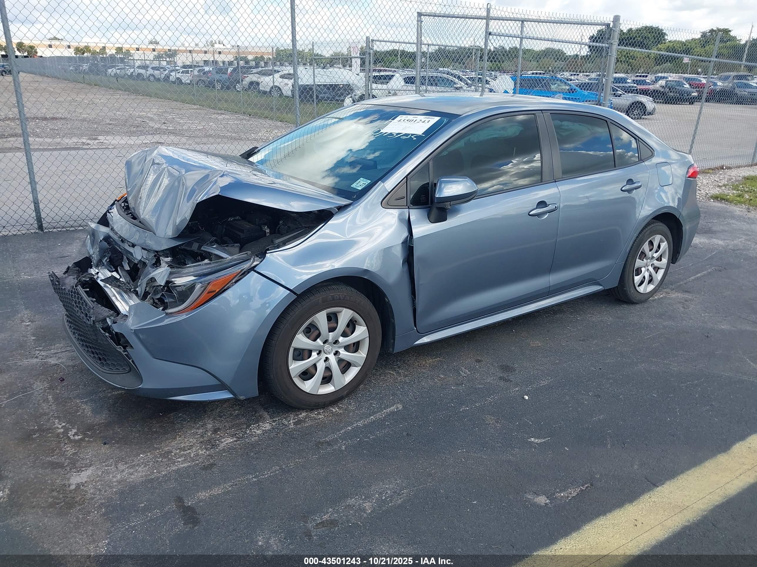 TOYOTA COROLLA image 2