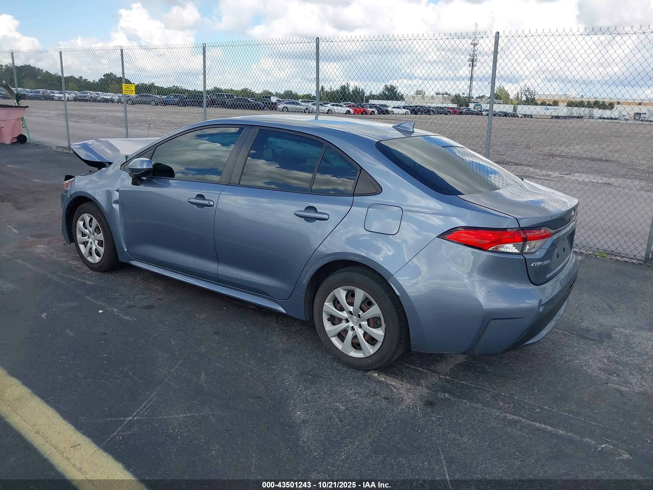 TOYOTA COROLLA image 3