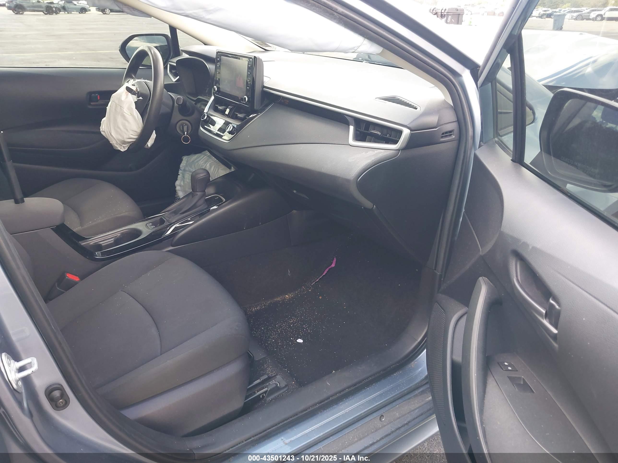 TOYOTA COROLLA image 5