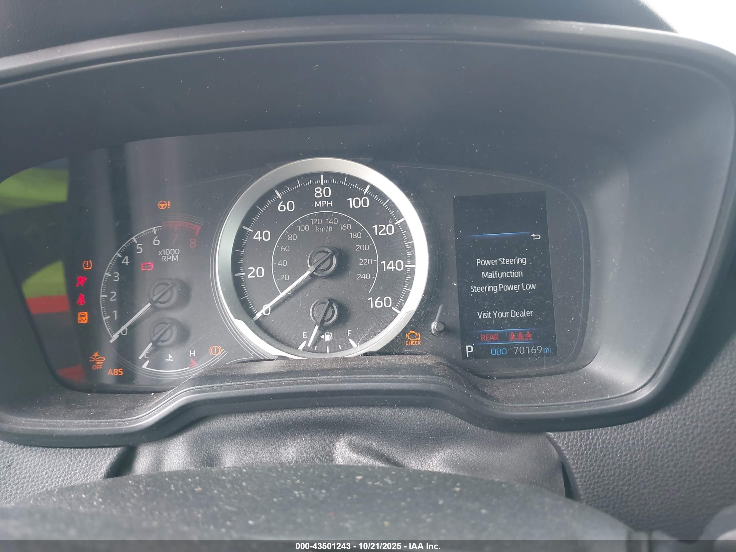 TOYOTA COROLLA image 7