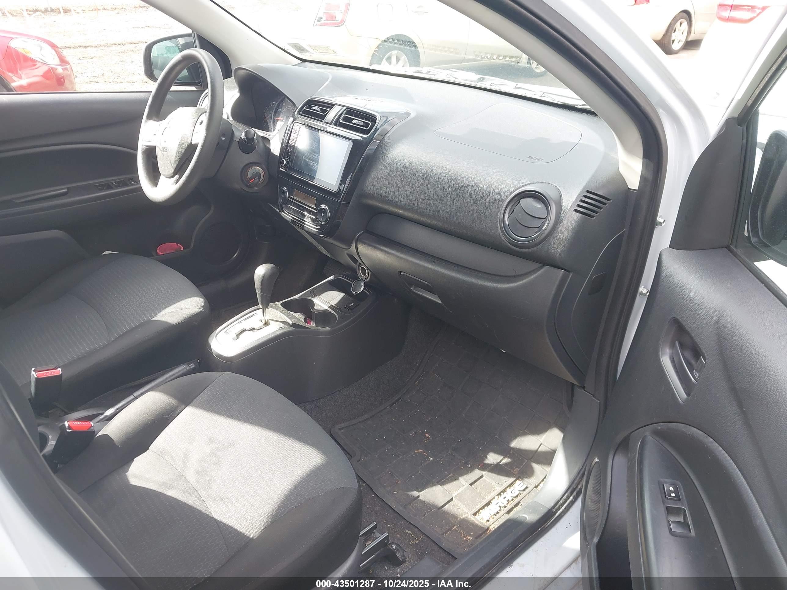 MITSUBISHI MIRAGE image 5